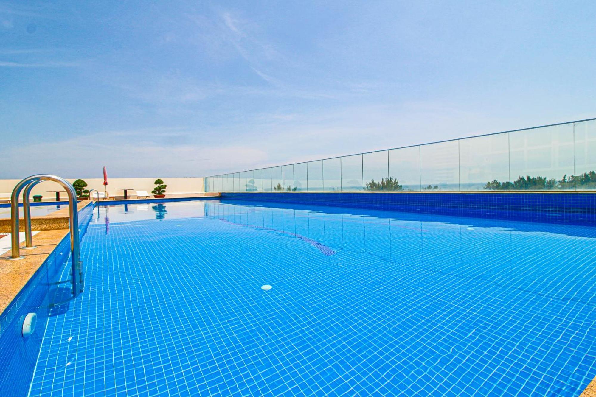 Classy - Csj Tower Vung Tau, Luxury, Sky-sea View And Walk-to-beach Vung Tau