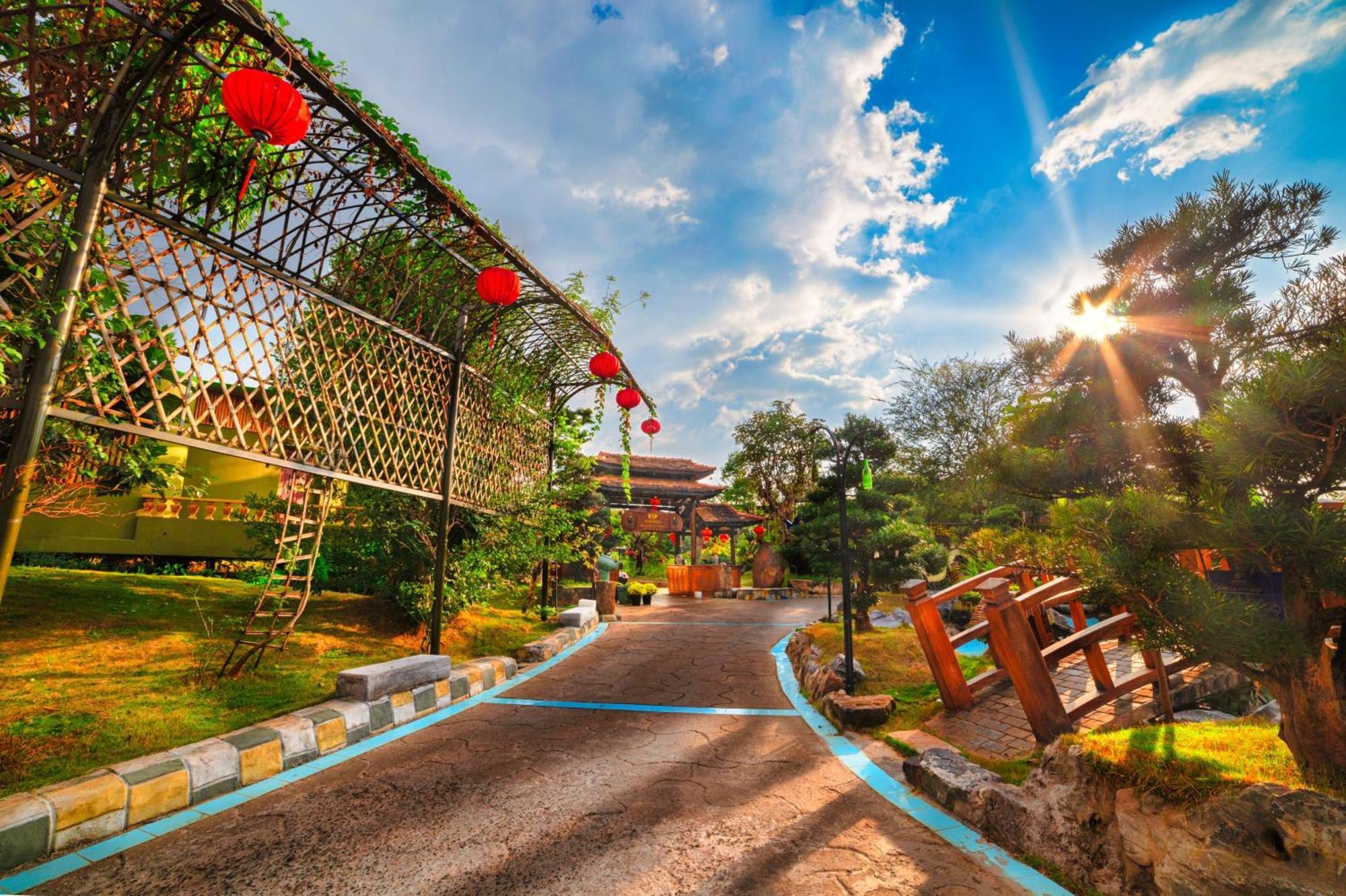 Tea Resort