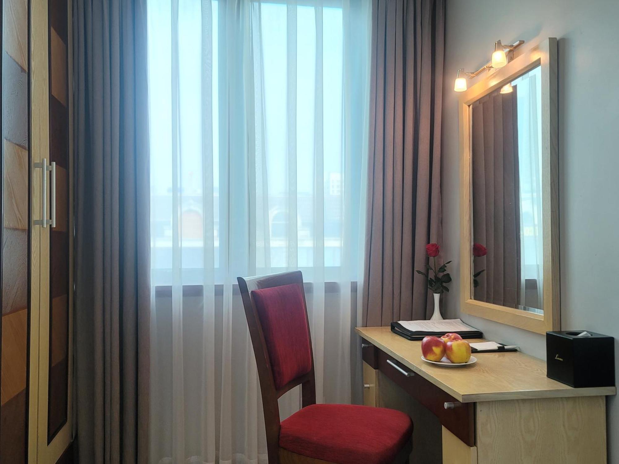 Khách sạn Luxeden