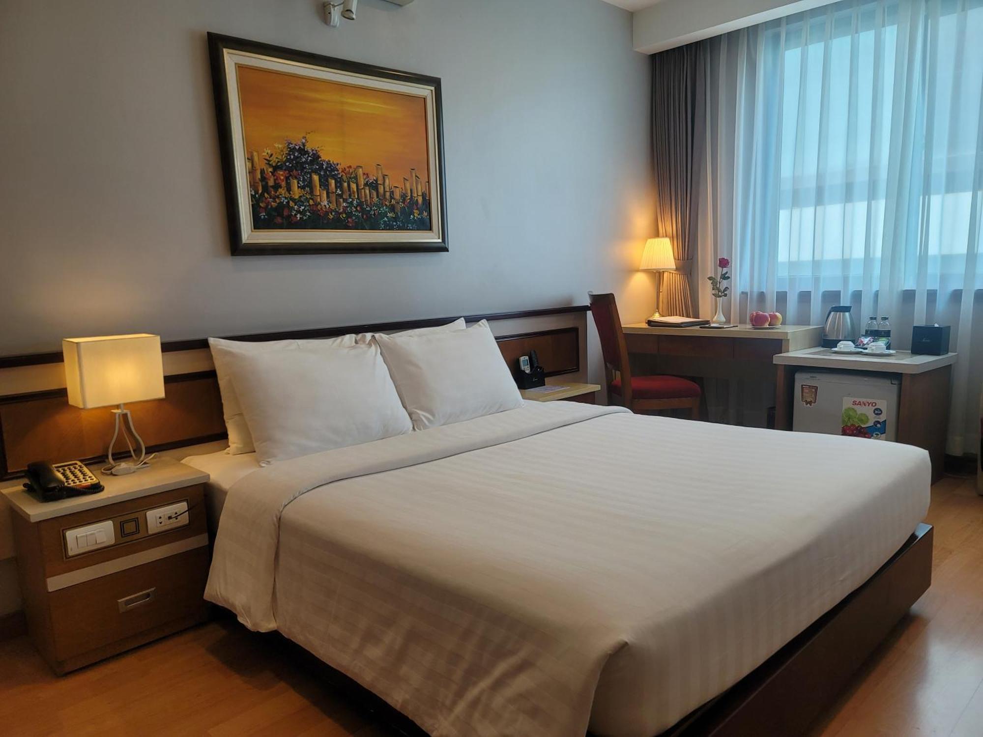 Luxeden Khách sạn 4*