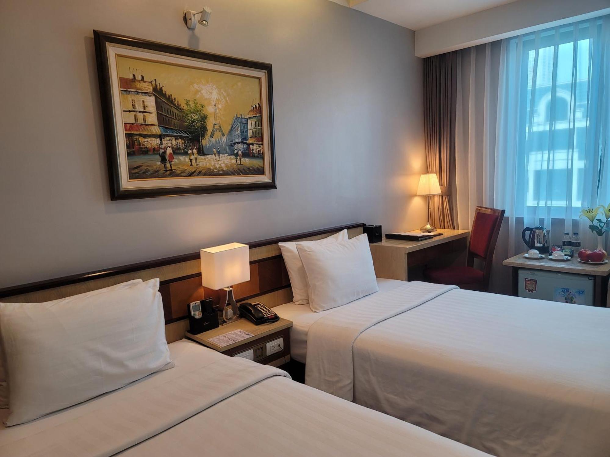 Luxeden Khách sạn 4*