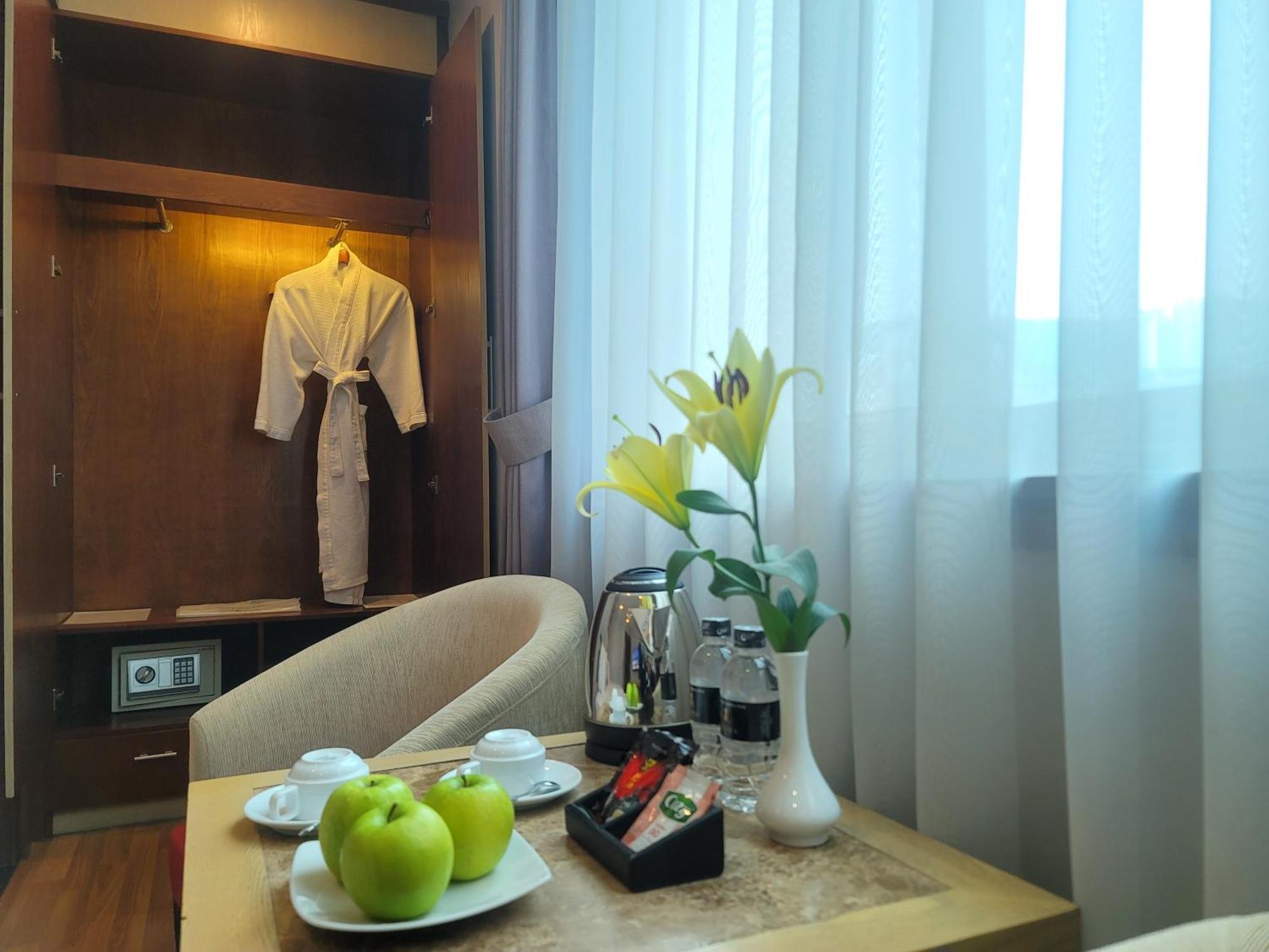 Khách sạn Luxeden 4*