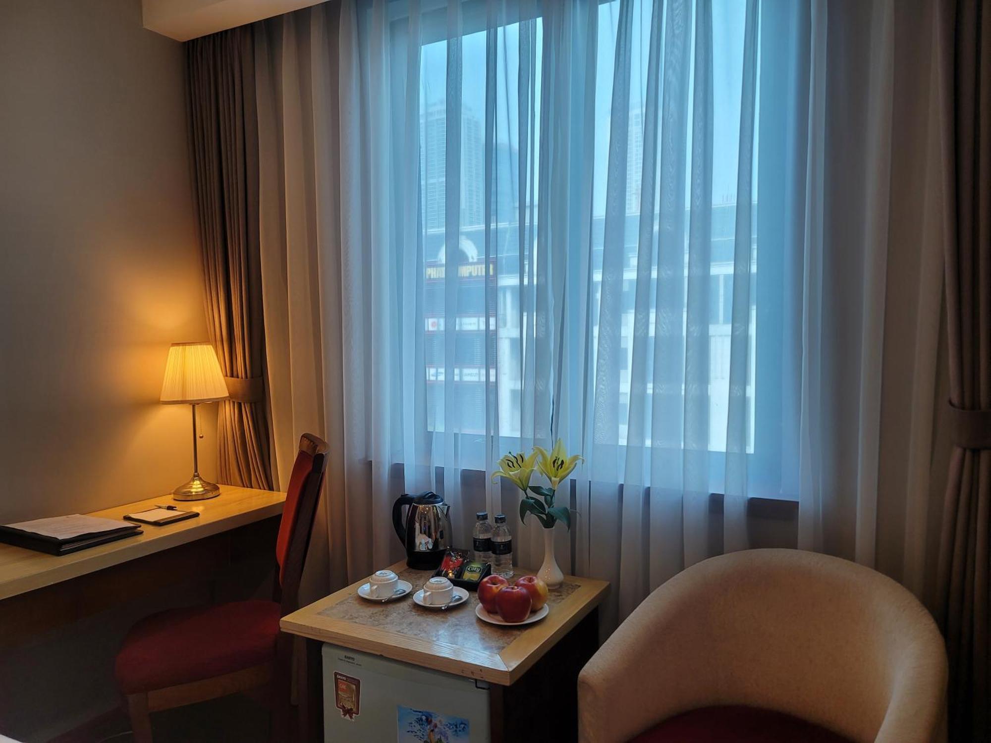 Khách sạn Luxeden