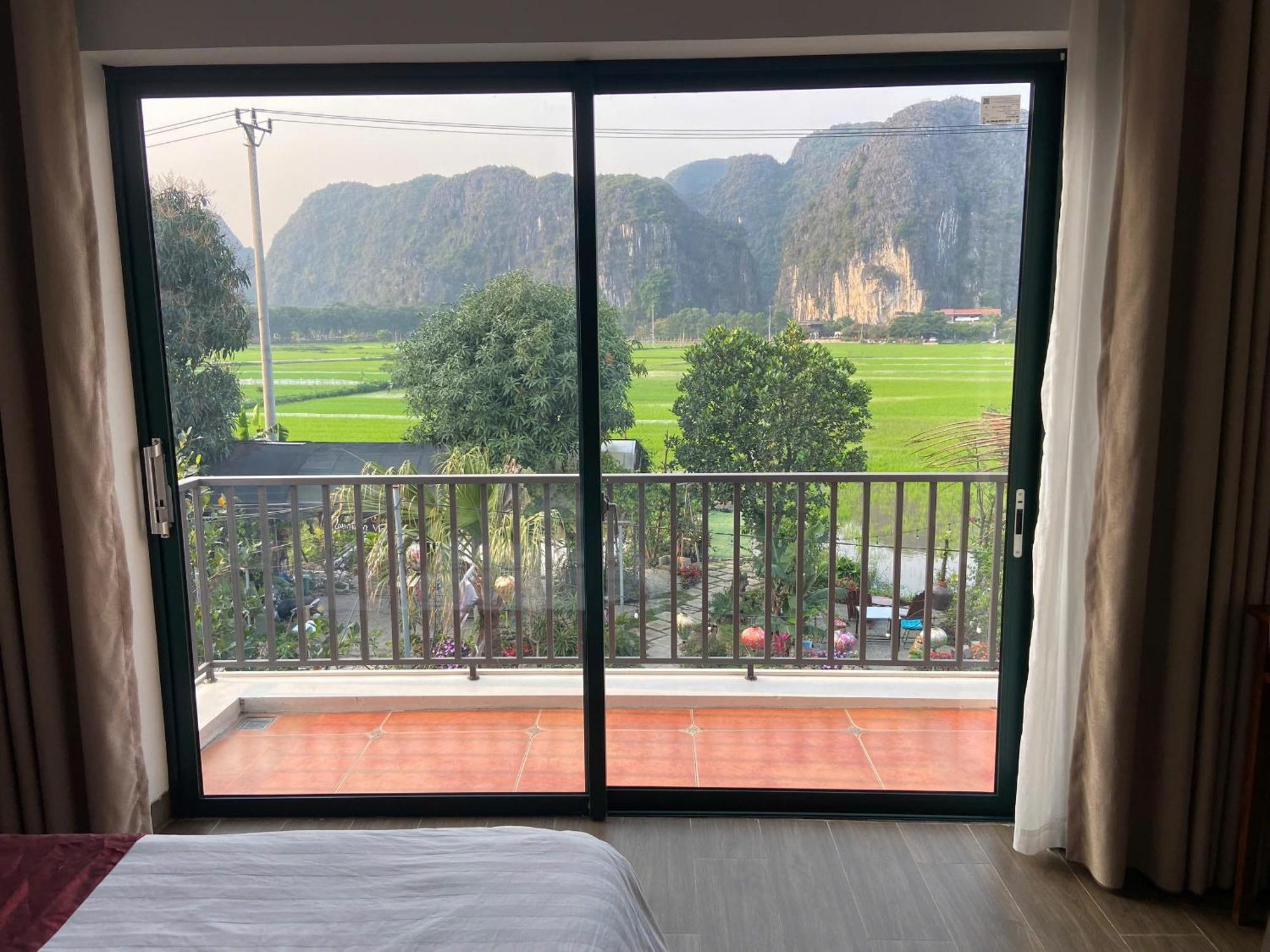 Tam Coc Mountain View Ninh Bình