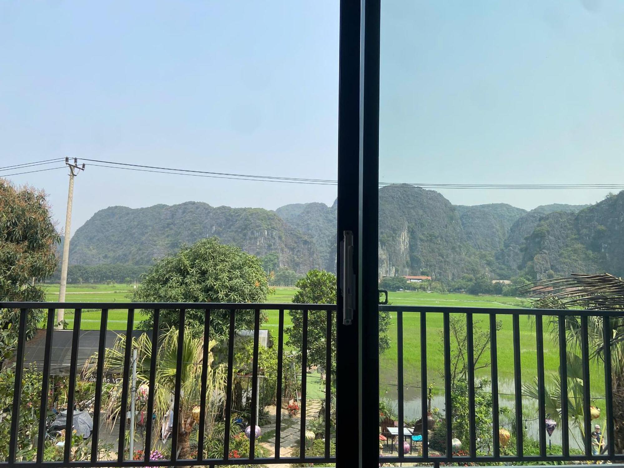 Tam Coc Mountain View