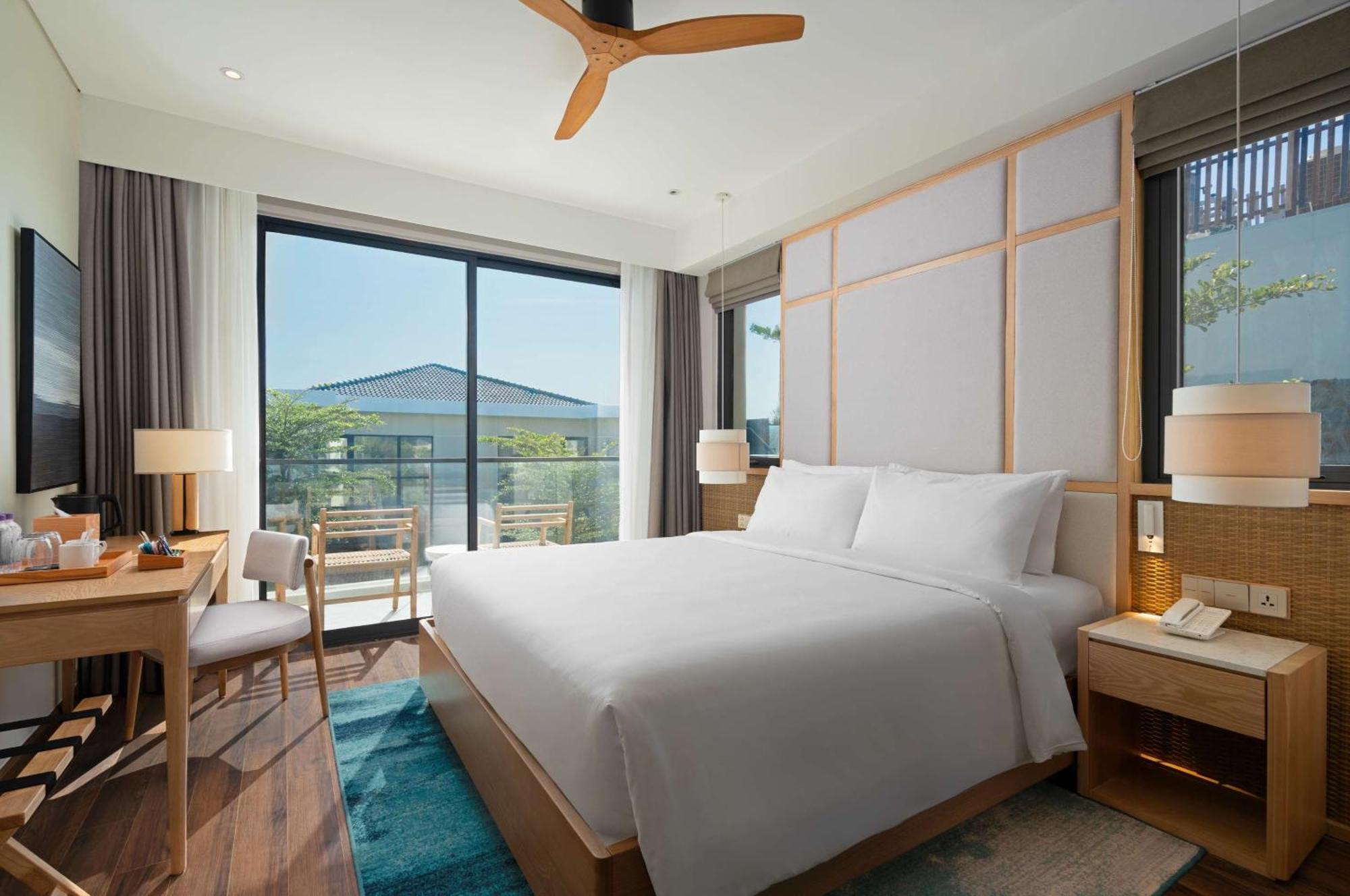 Hotel Radisson Mui Ne 5*