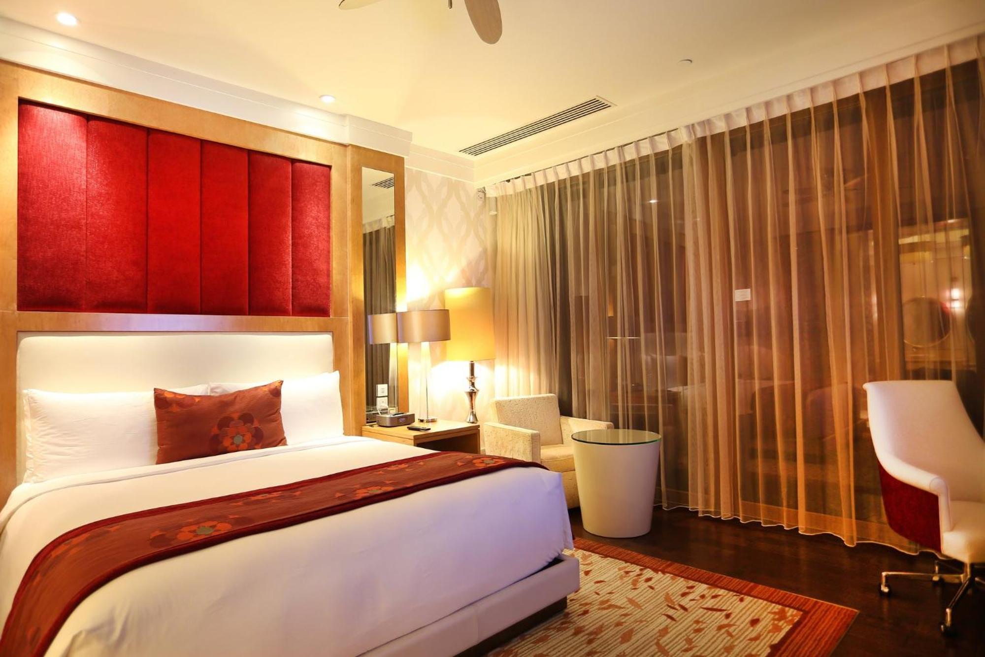 Intercontinental Grand