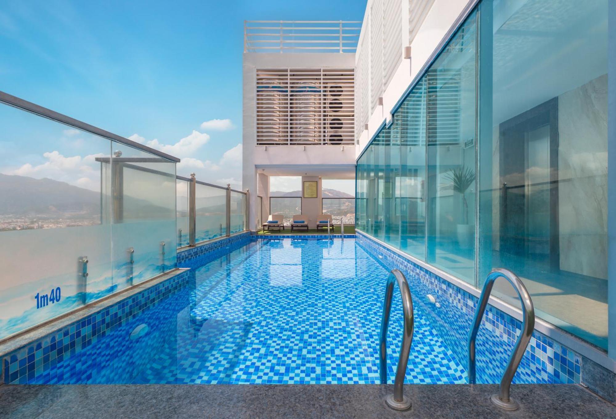 Gosia Hotel 3*