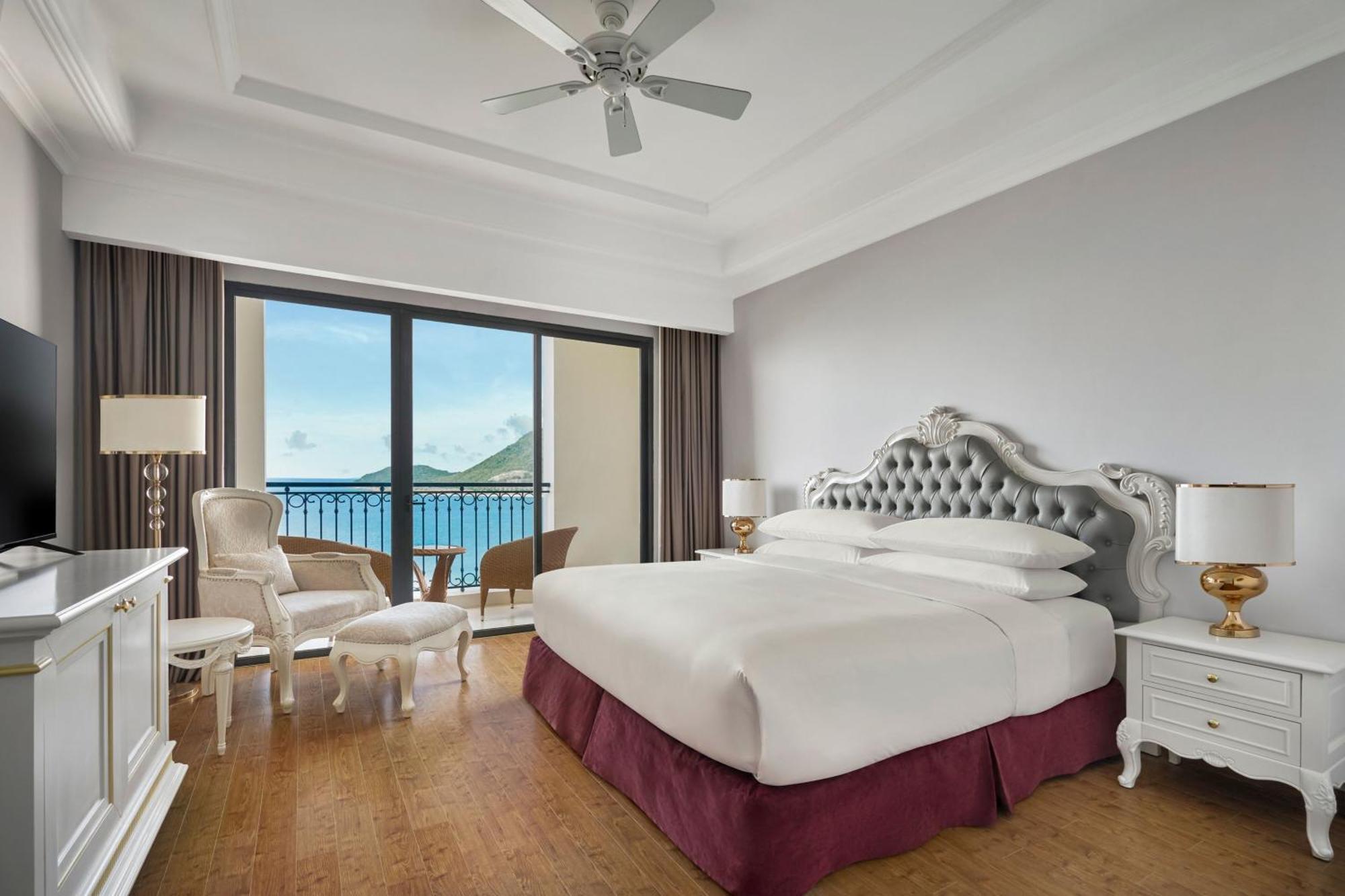 Vinpearl Discovery Sealink 5*