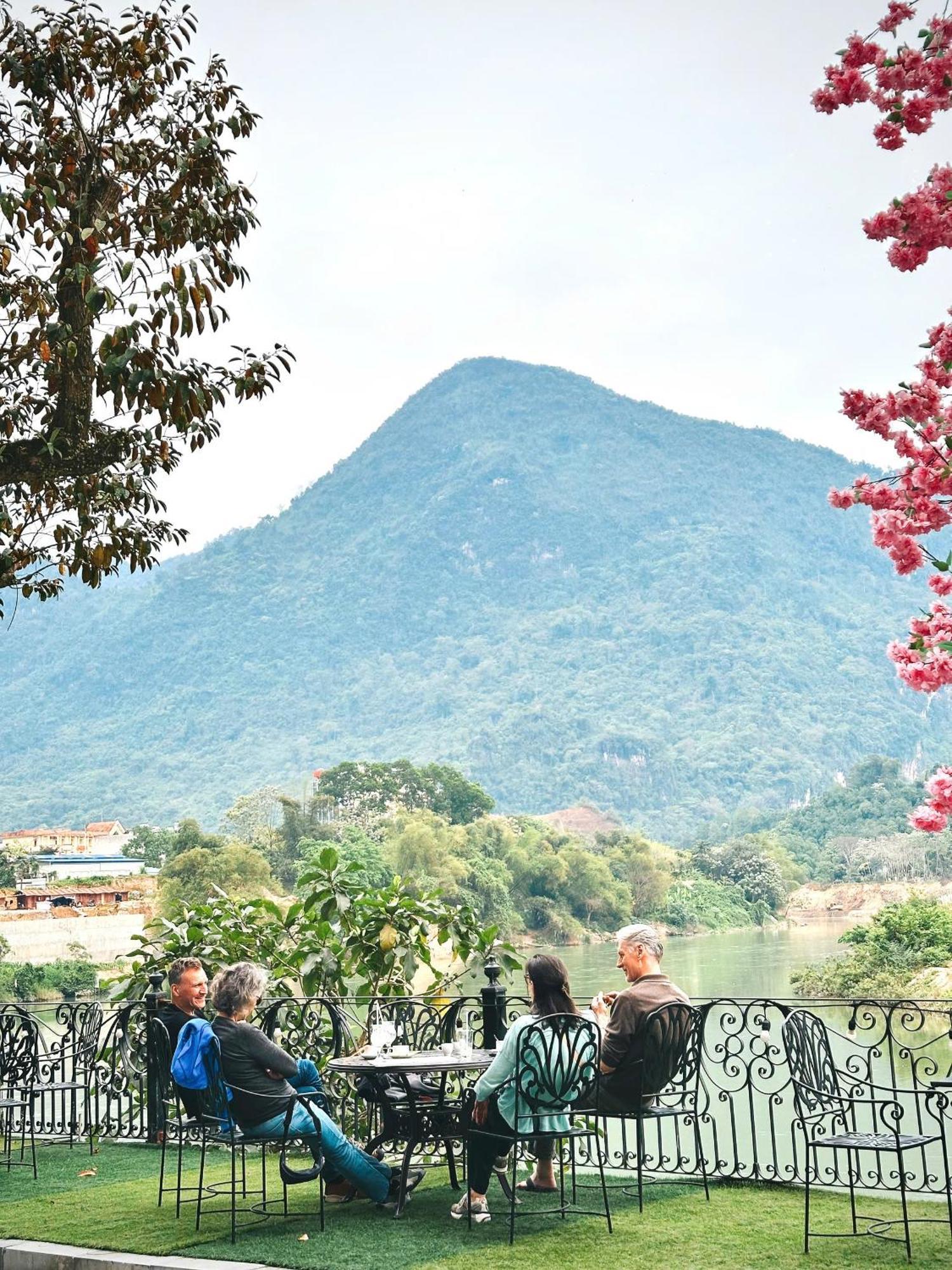 Phoenix Ha Giang
