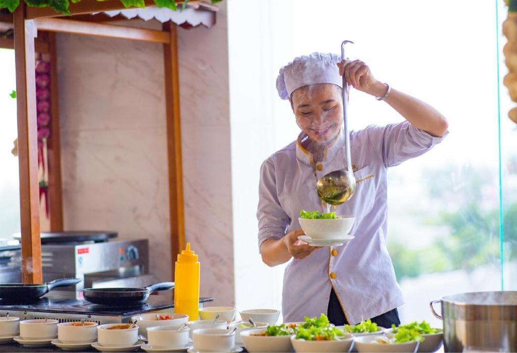 Le Hoang Hotel