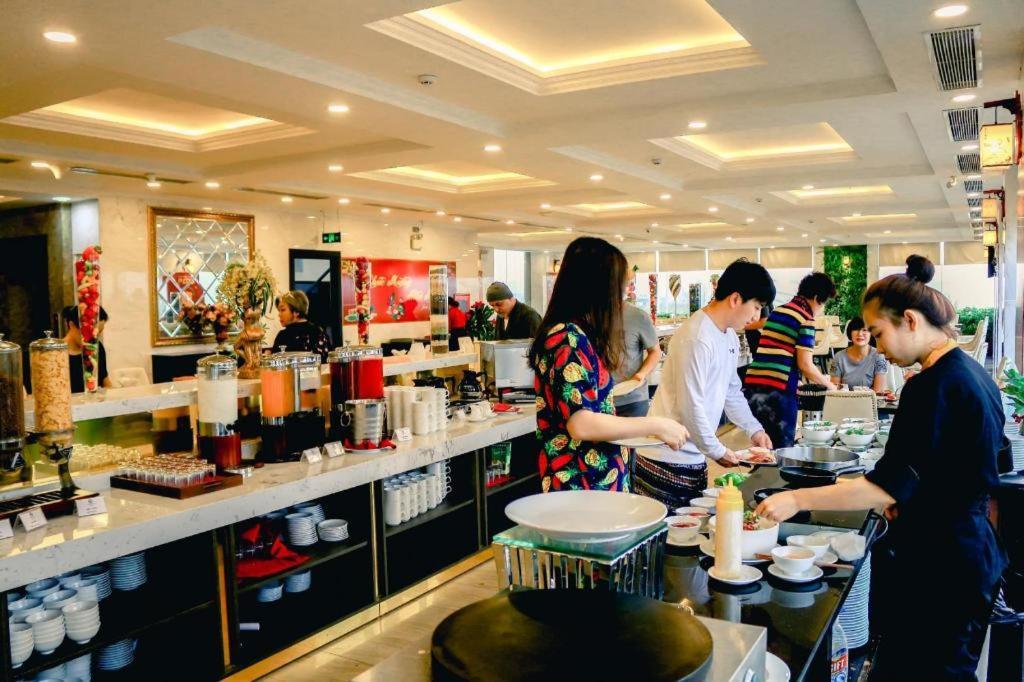 Le Hoang 4* Da Nang