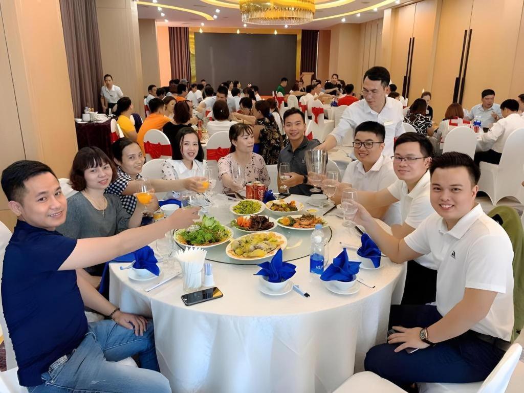 Khach San Toan Thang Stone Hotel Vinh