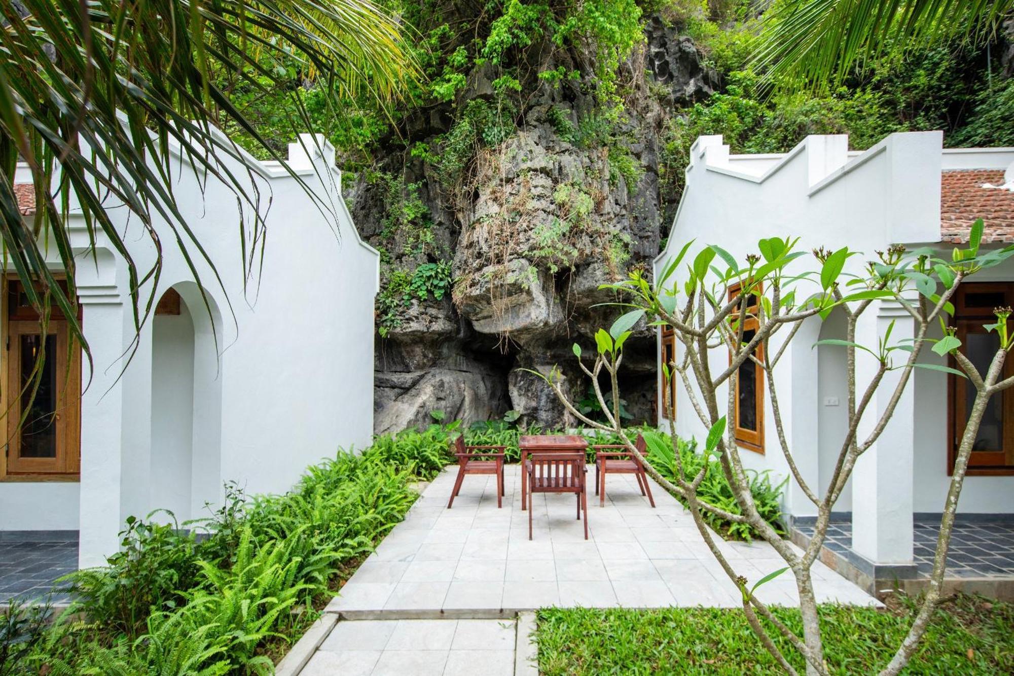 Hang Mua Khách sạn Ninh Bình