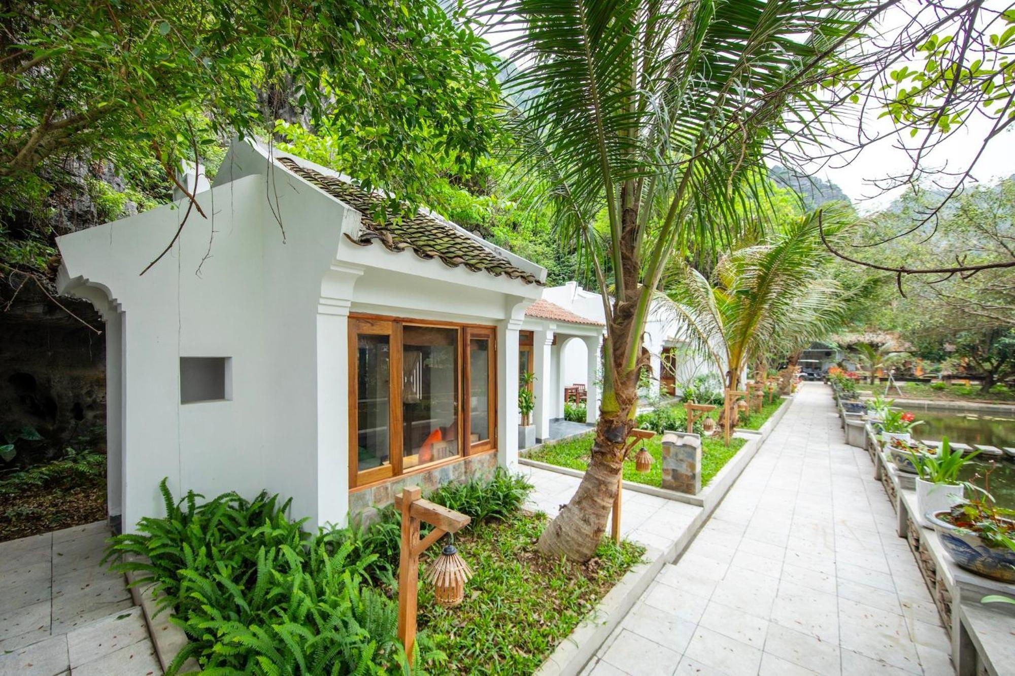 Khách sạn Hang Mua 4*
