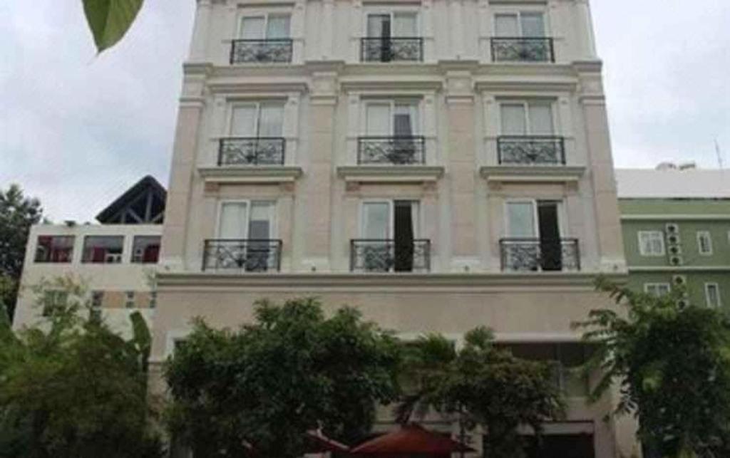 Edenpark & Service Hotel Ho Chi Minh City