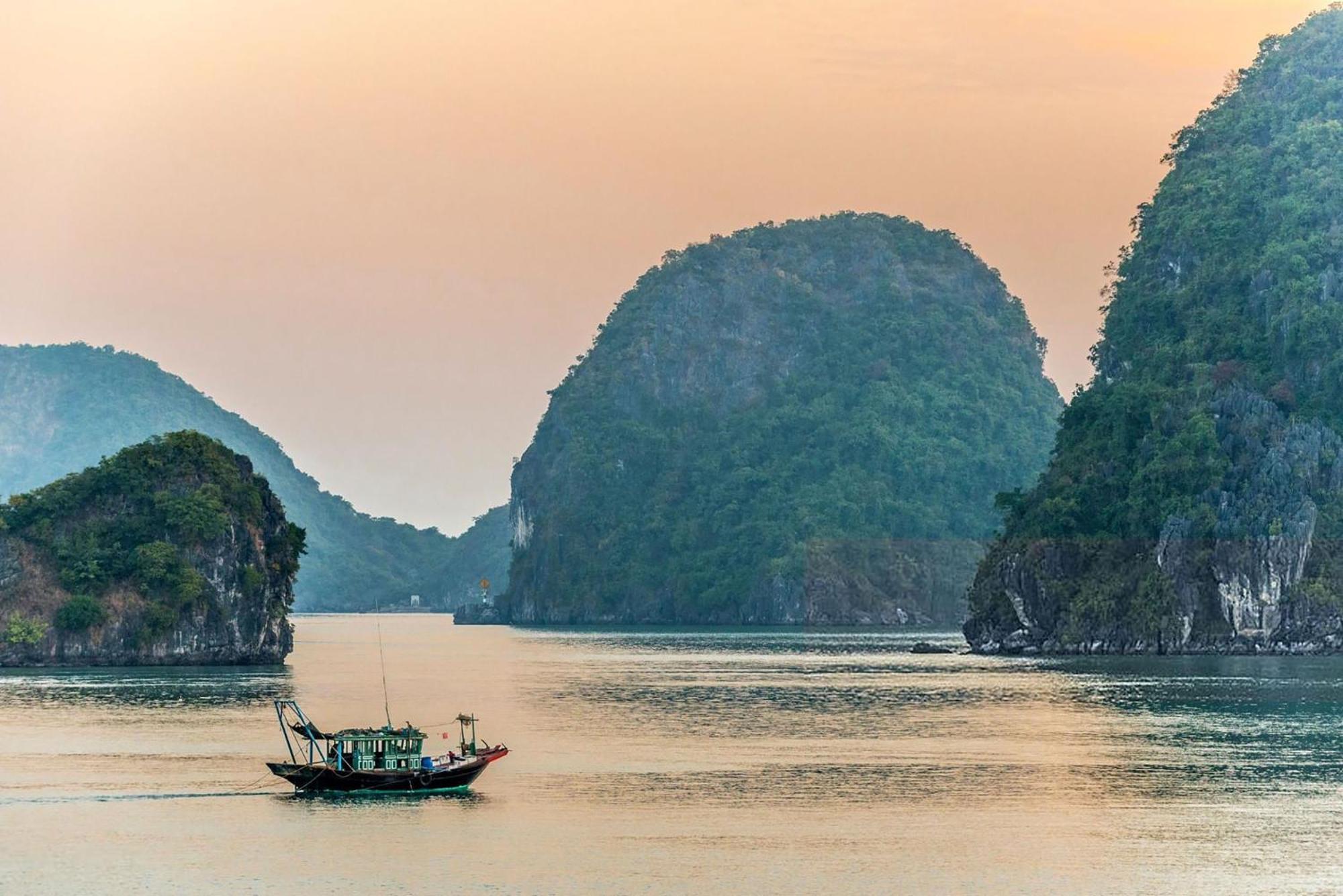 Intercontinental Halong Bay By Ihg Hotel Ha Long
