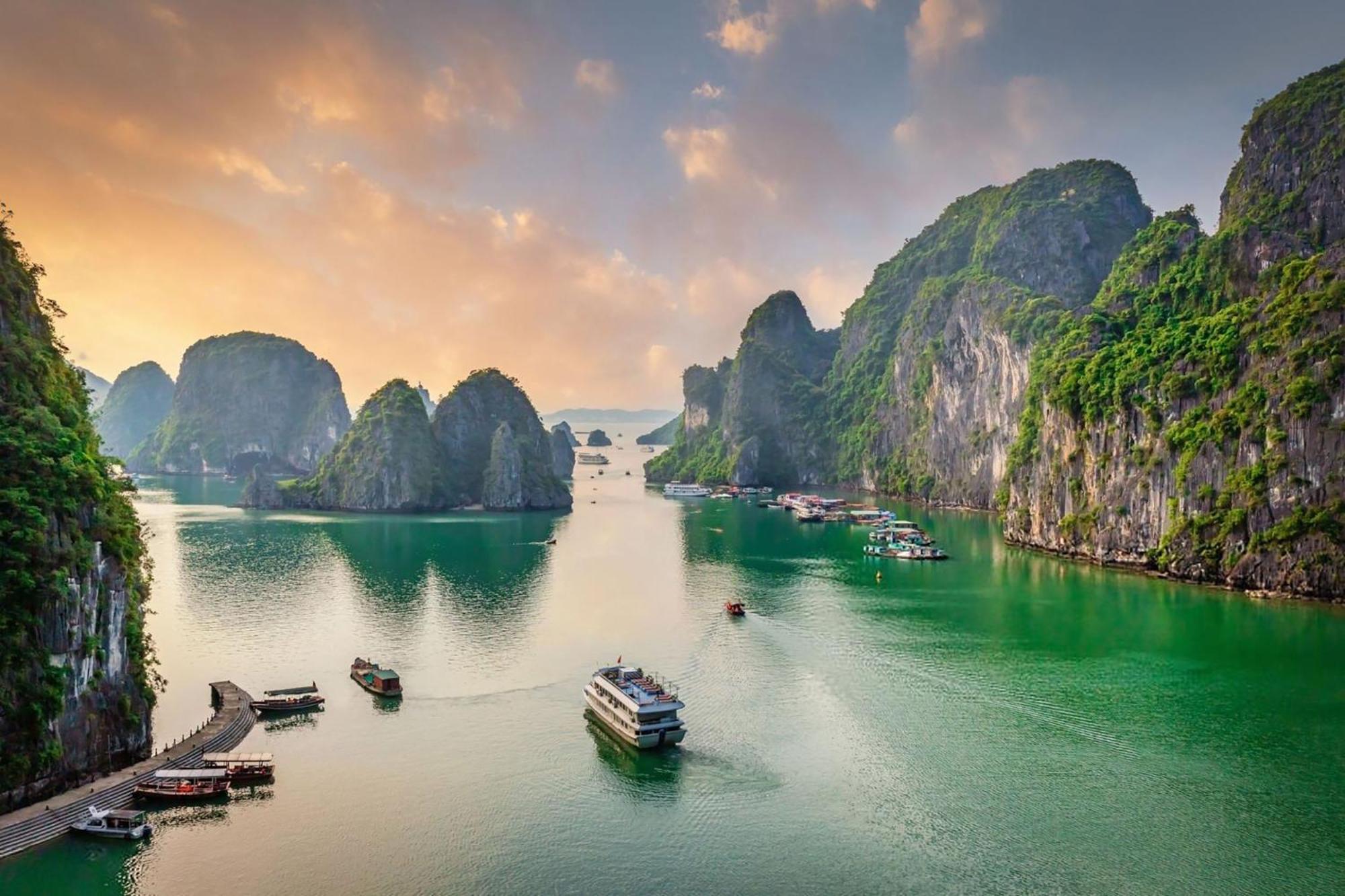 Intercontinental Halong Bay By Ihg Hotel Ha Long