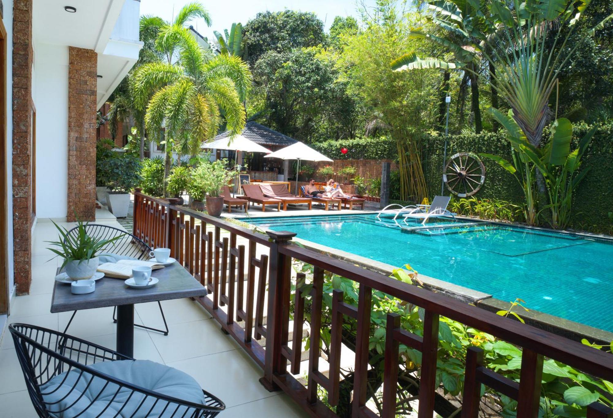 Nadine & Resort 4*