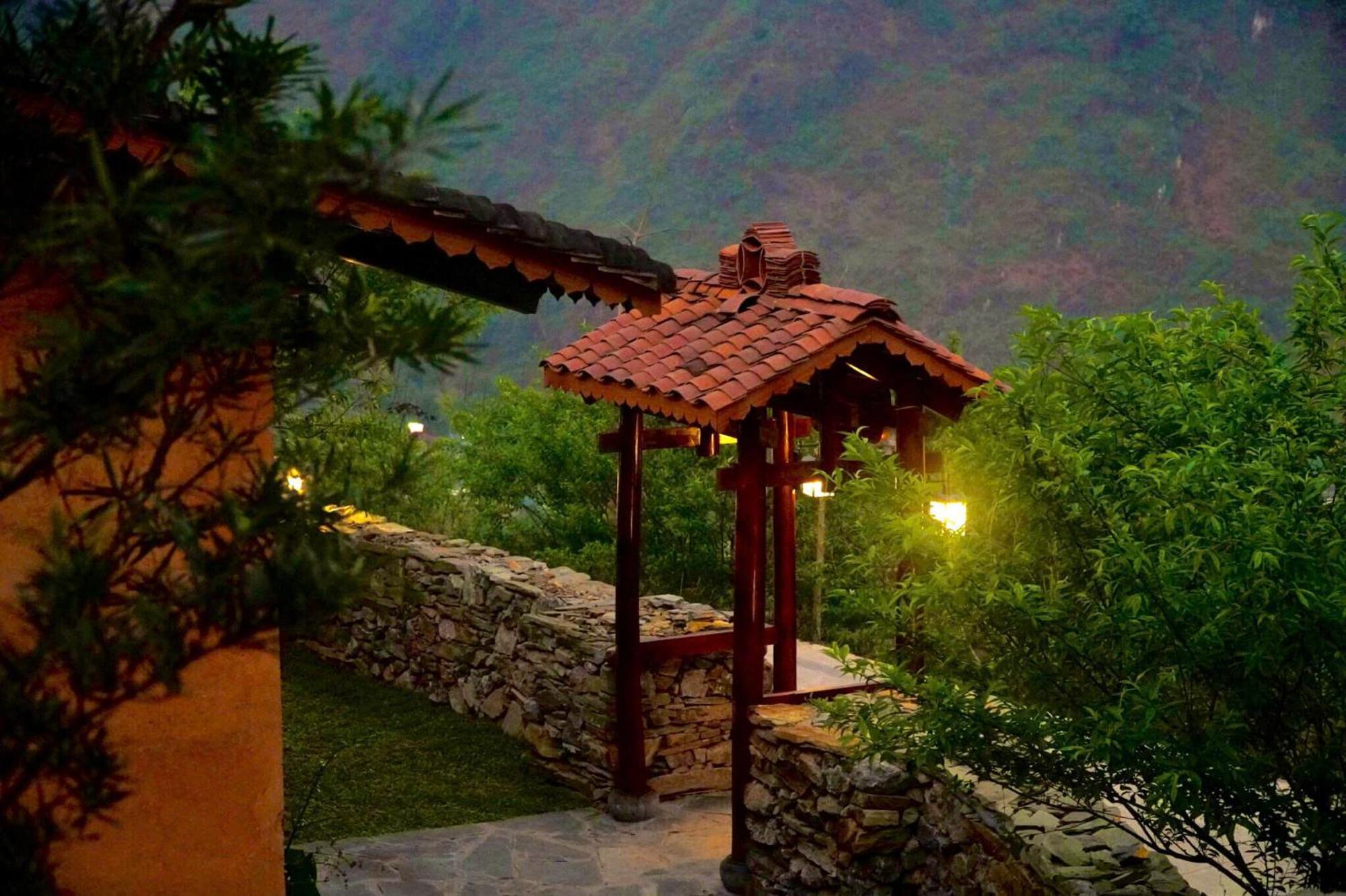 H'mong Village Resort 4*