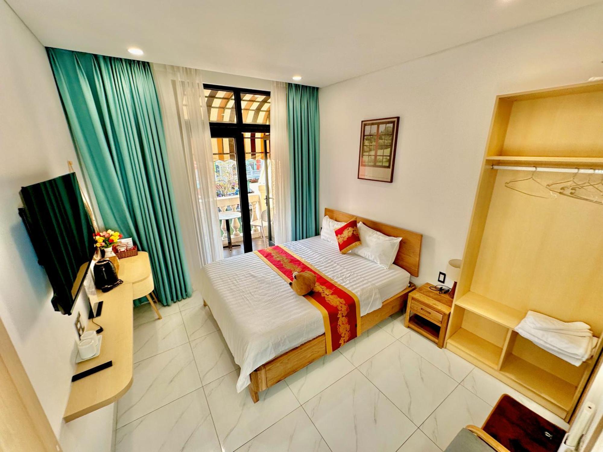 Khách sạn Bien Nho &