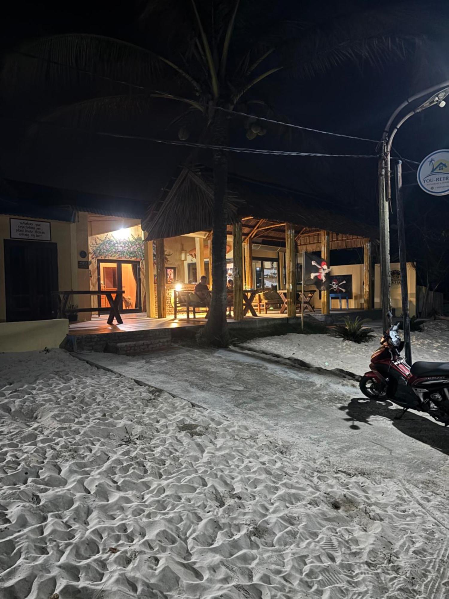 Georges Bar