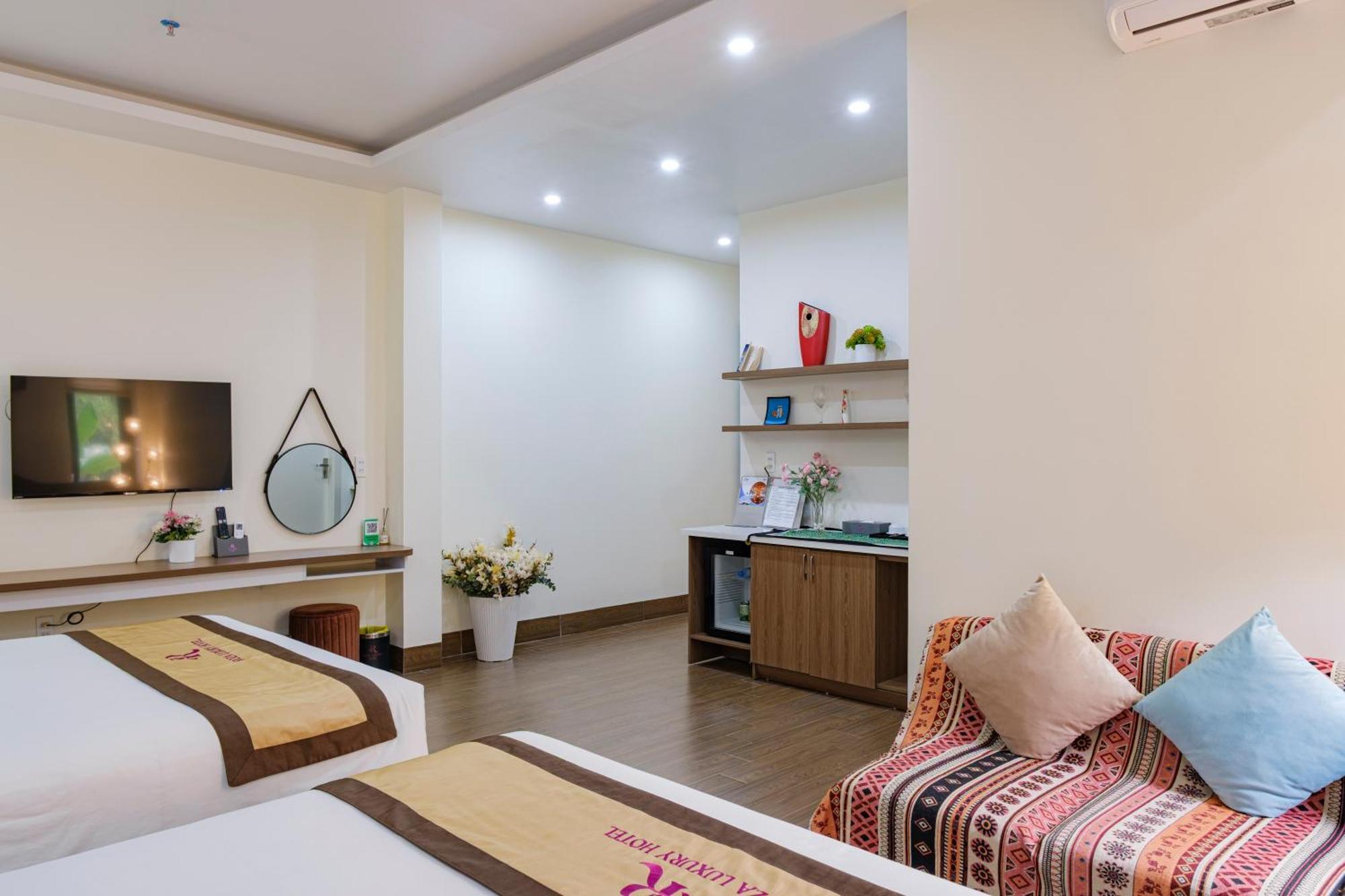 Hotel Cat Ba Roza Palace 3*