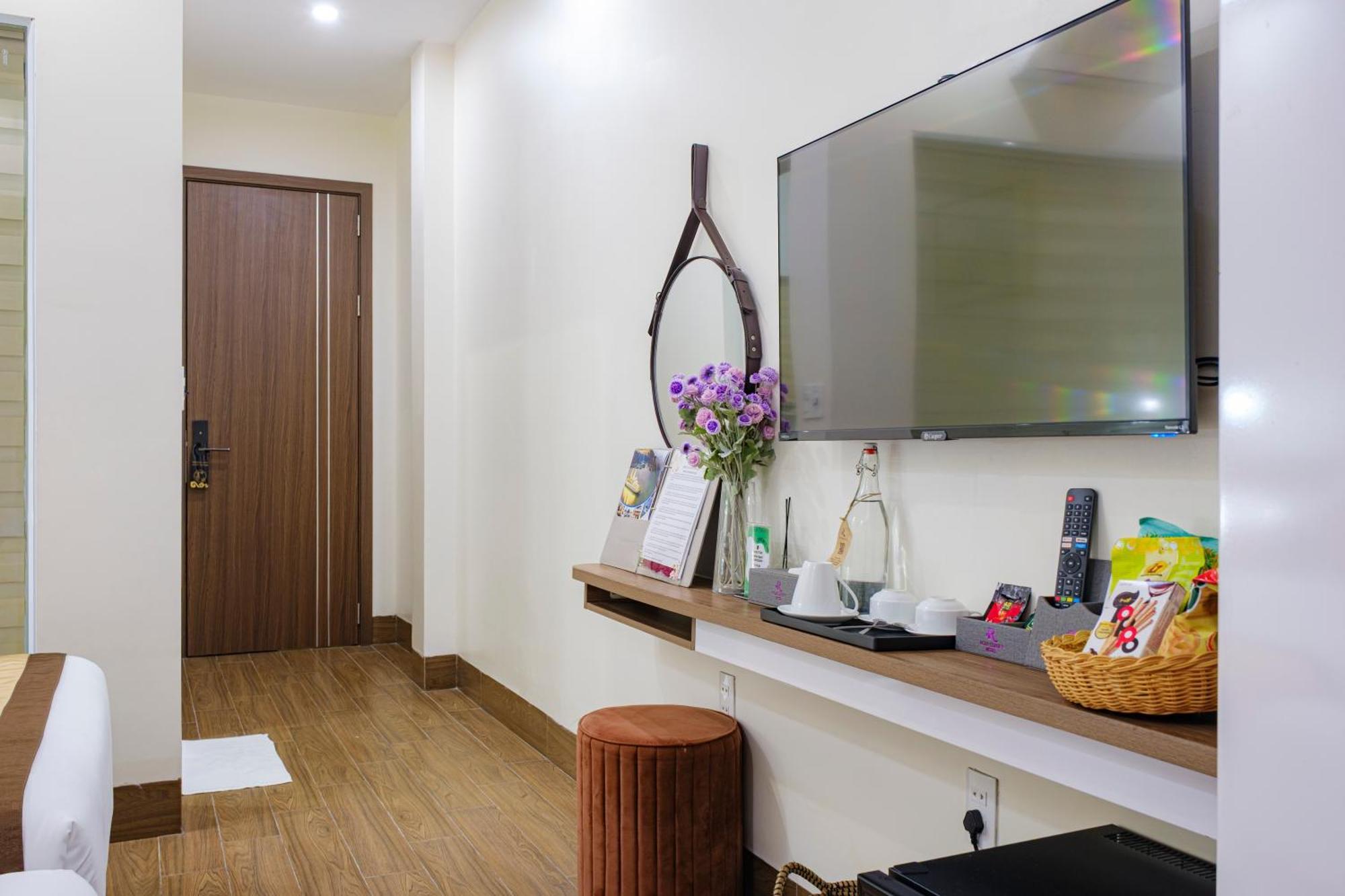 Hotel Cat Ba Roza Palace 3*