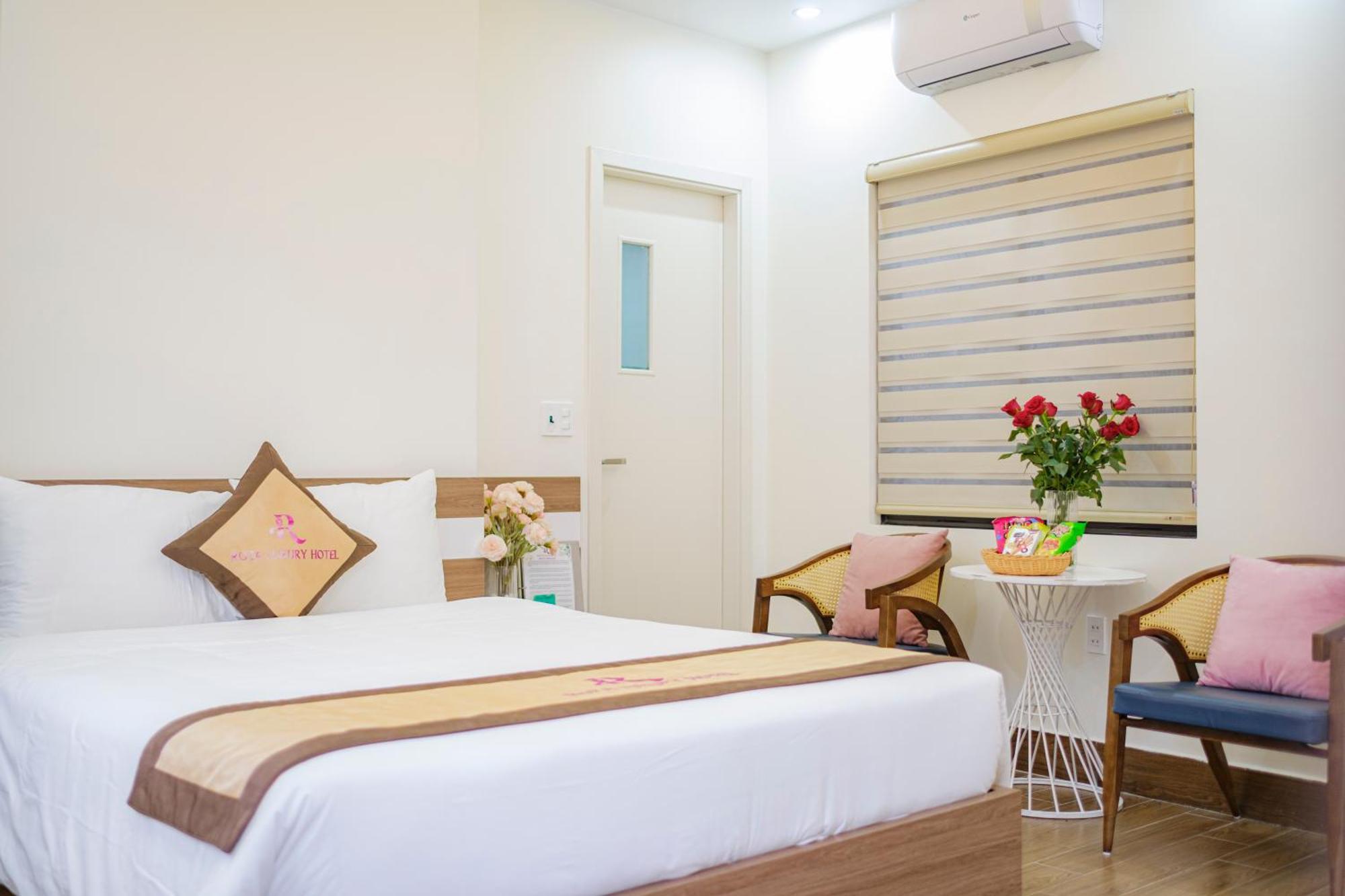 Hotel Cat Ba Roza Palace