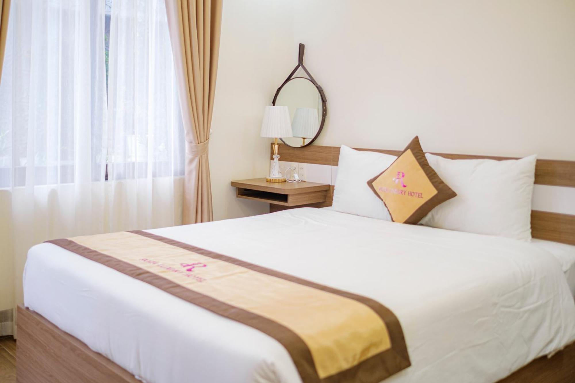 Hotel Cat Ba Roza Palace 3*