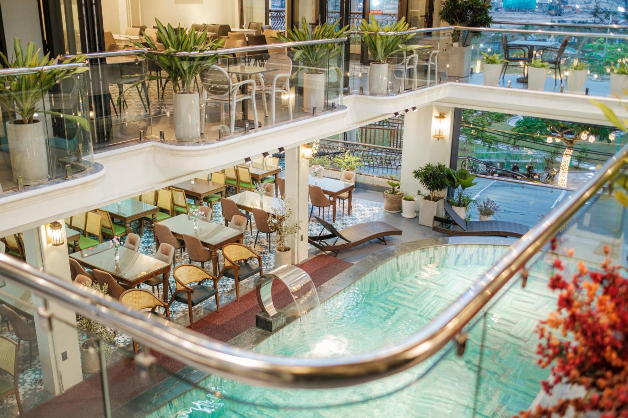 Hotel Cat Ba Roza Palace