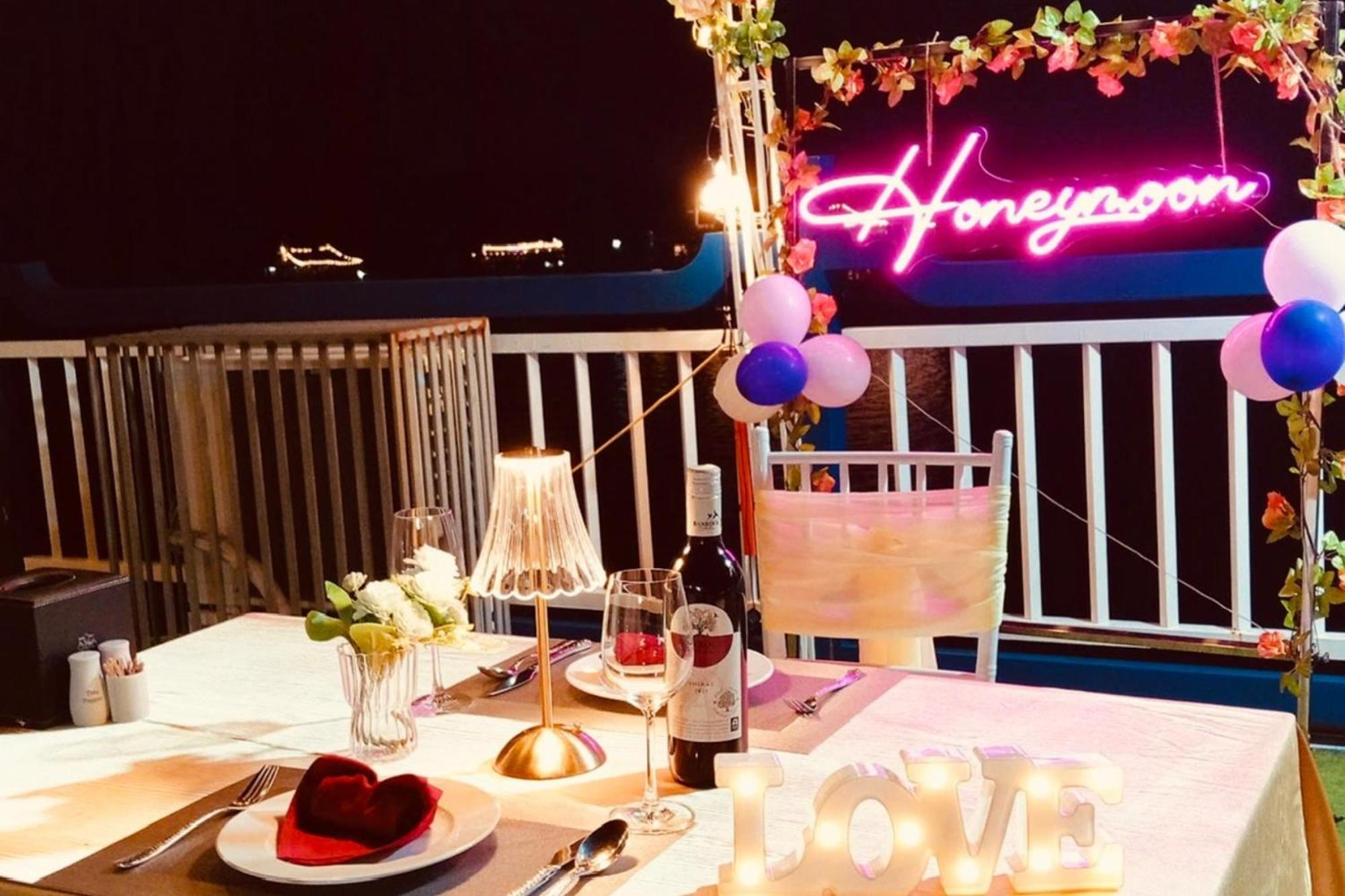Verdure Lotus Luxury Cruise 5* Ha Long