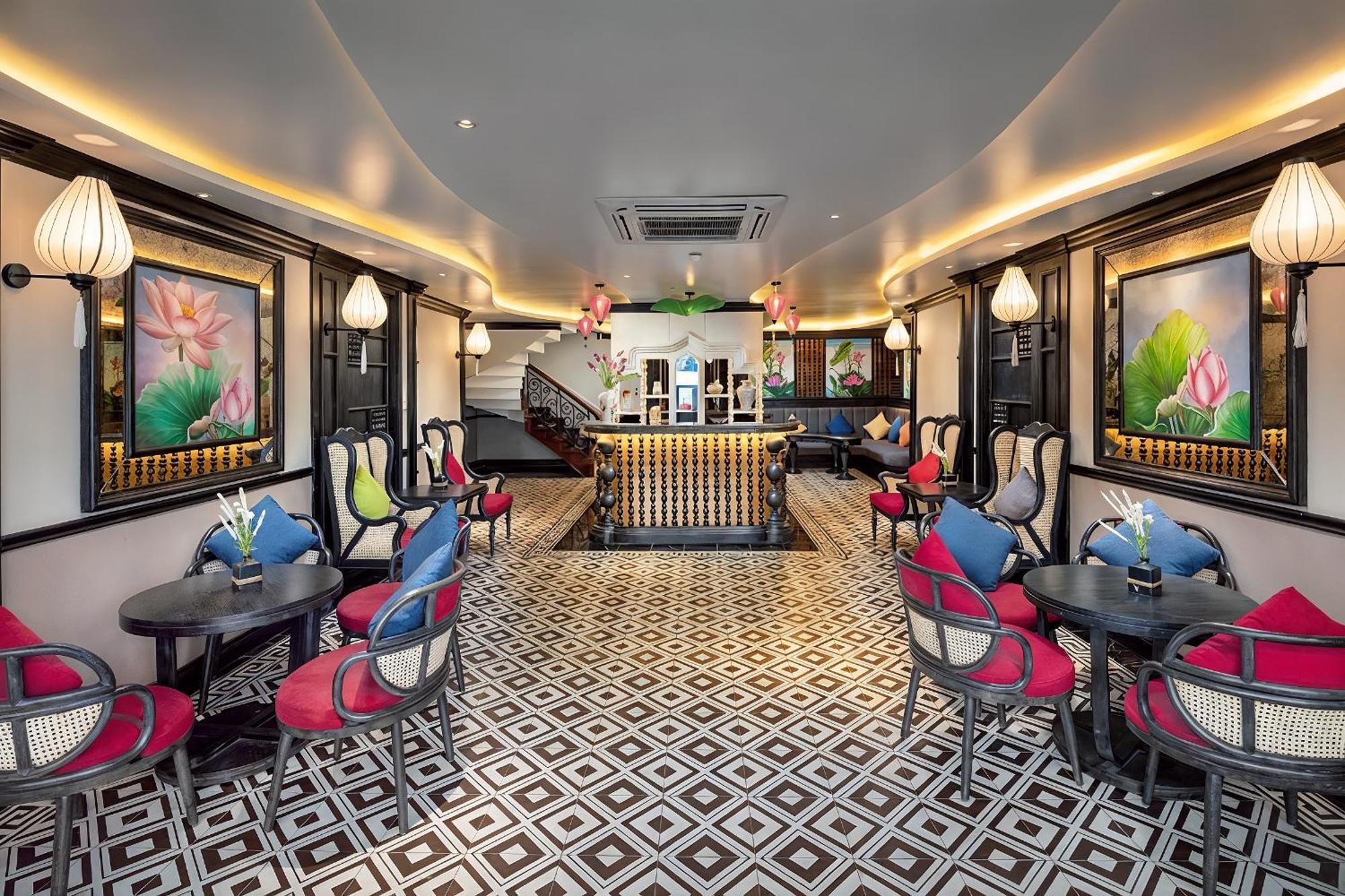 Verdure Lotus Luxury Cruise  5*