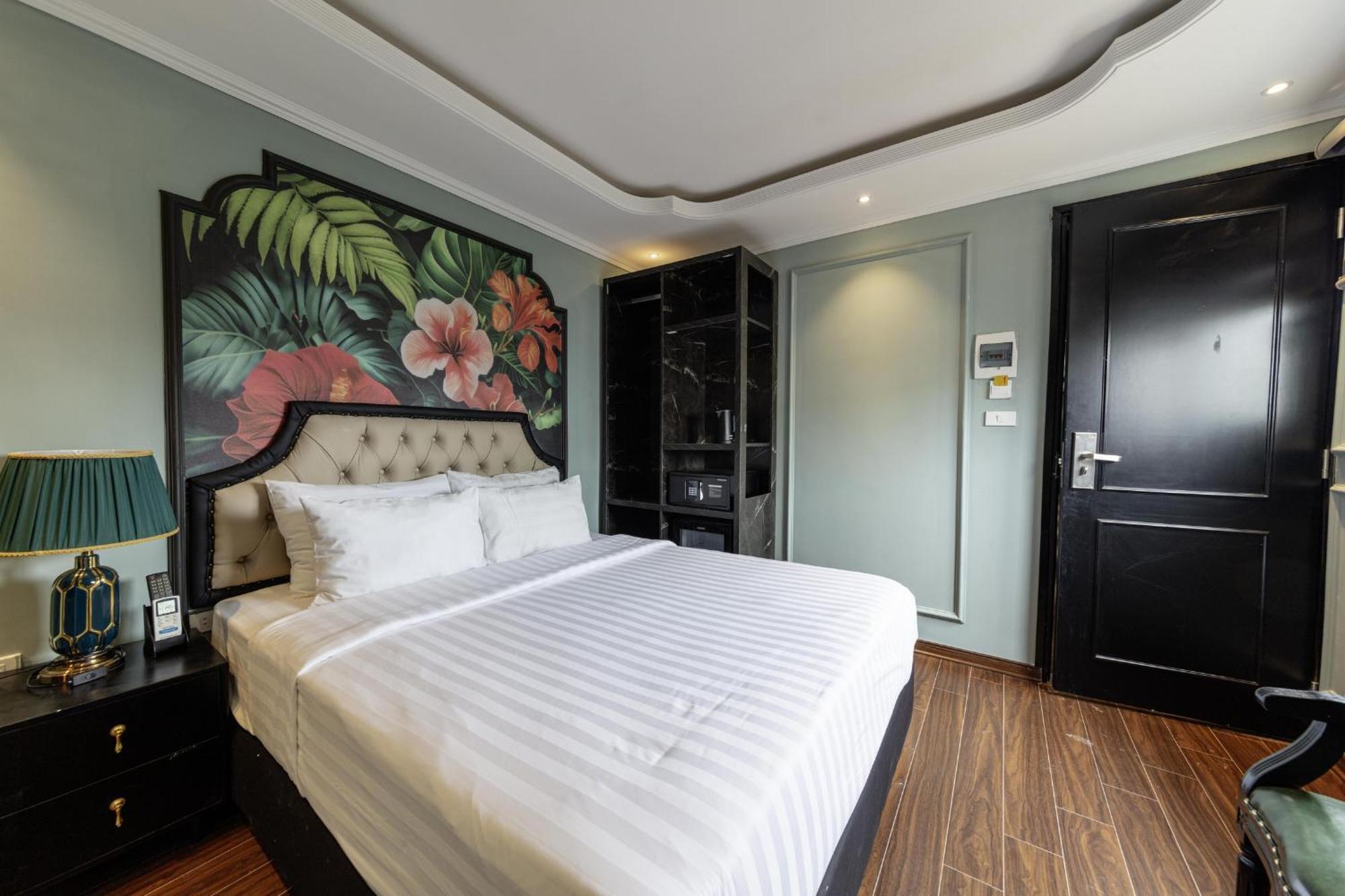 Madelise Amica And Travel Hotel Hanoi
