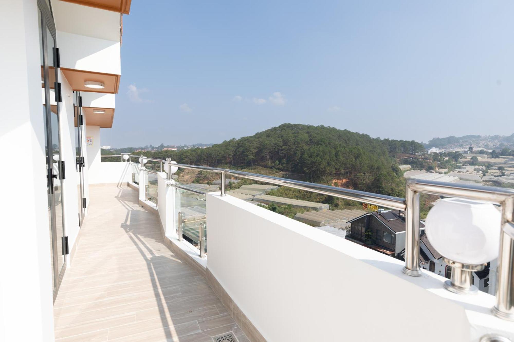 Khach San Anh Sang - Light House Hotel Da Lat