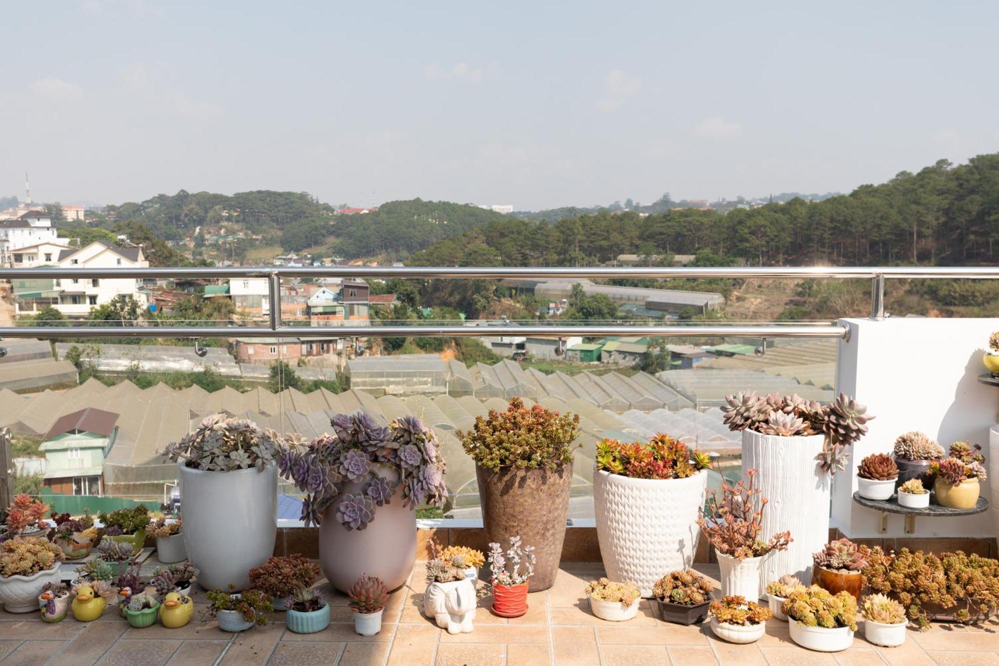 Khach San Anh Sang - Light House Hotel