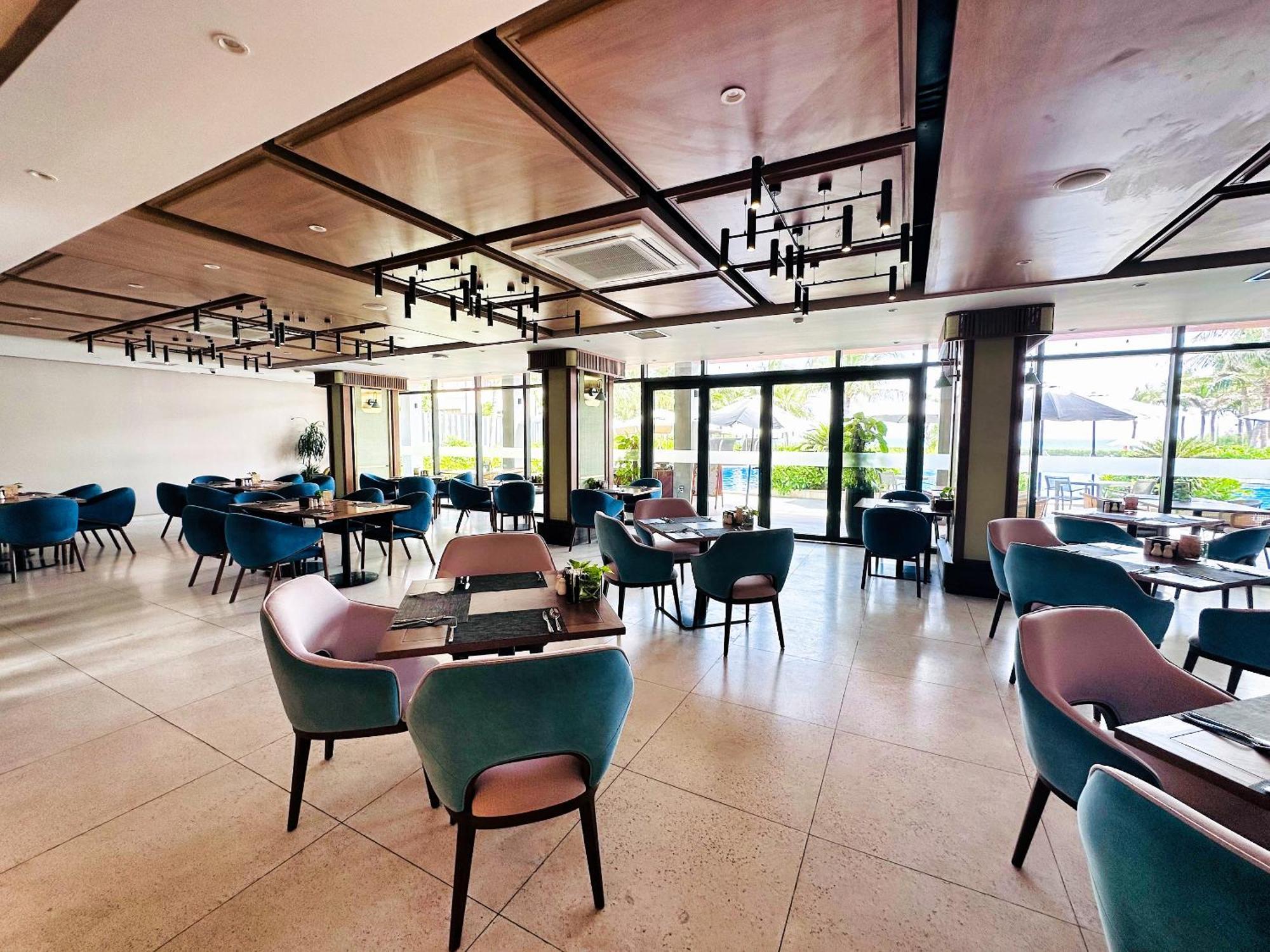 Hese Pool & Hotel Cam Ranh