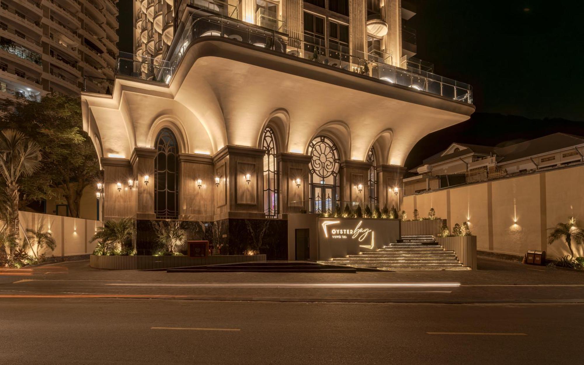 Oyster Bay Hotel