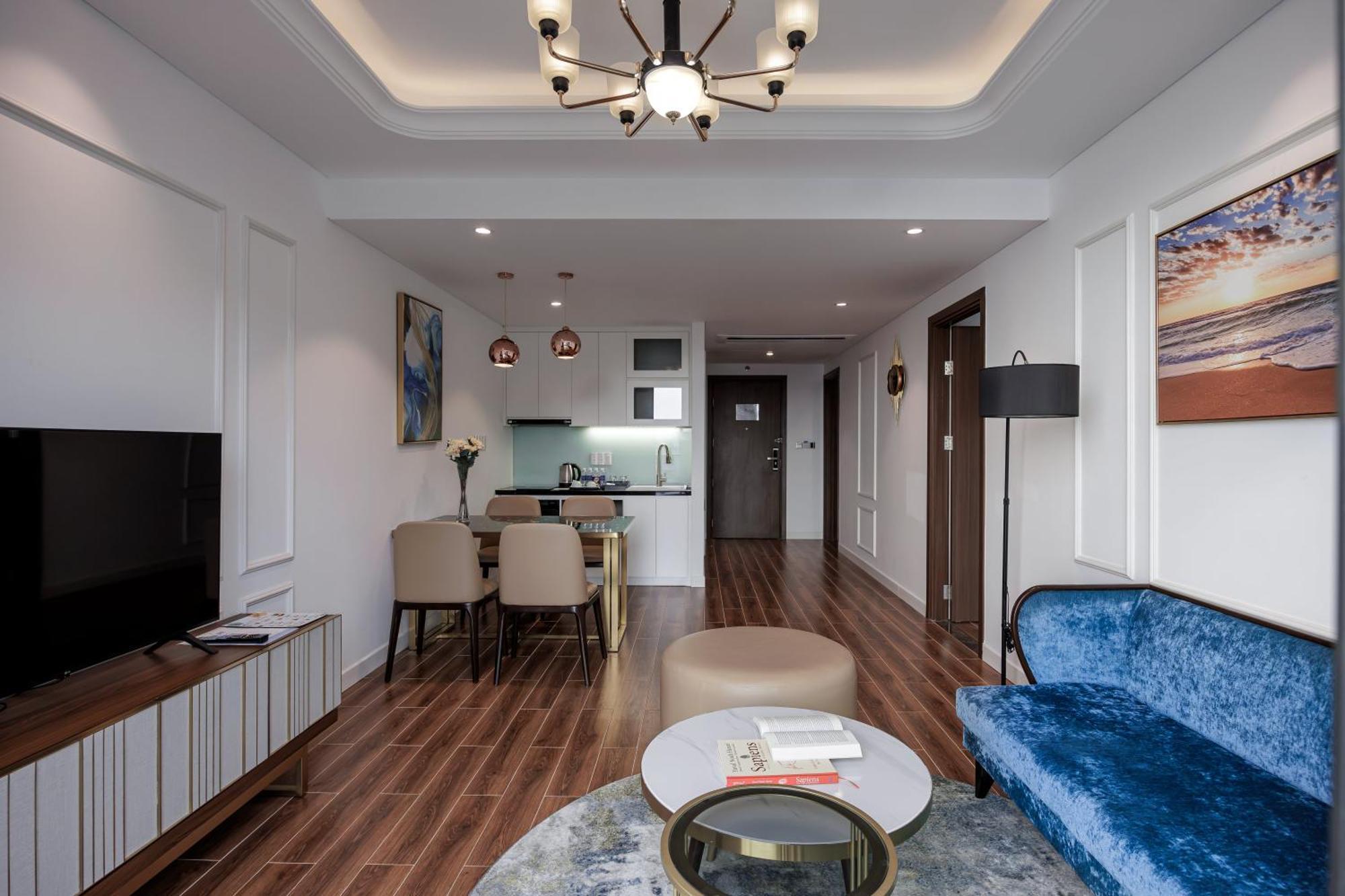 Oyster Bay Hotel