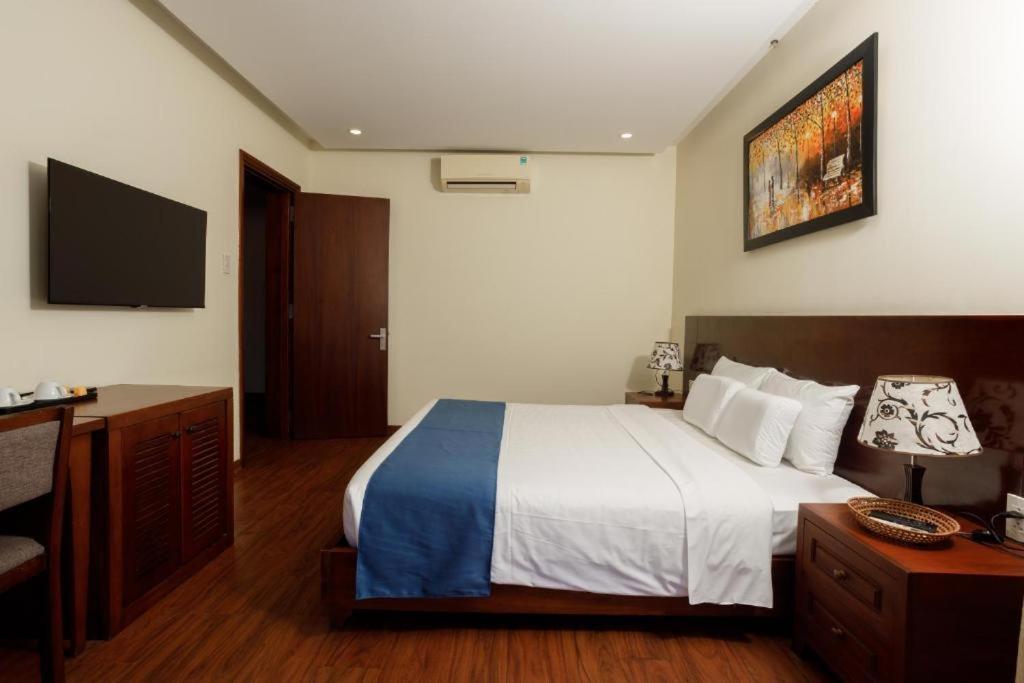 Resort Bounce And Da Nang
