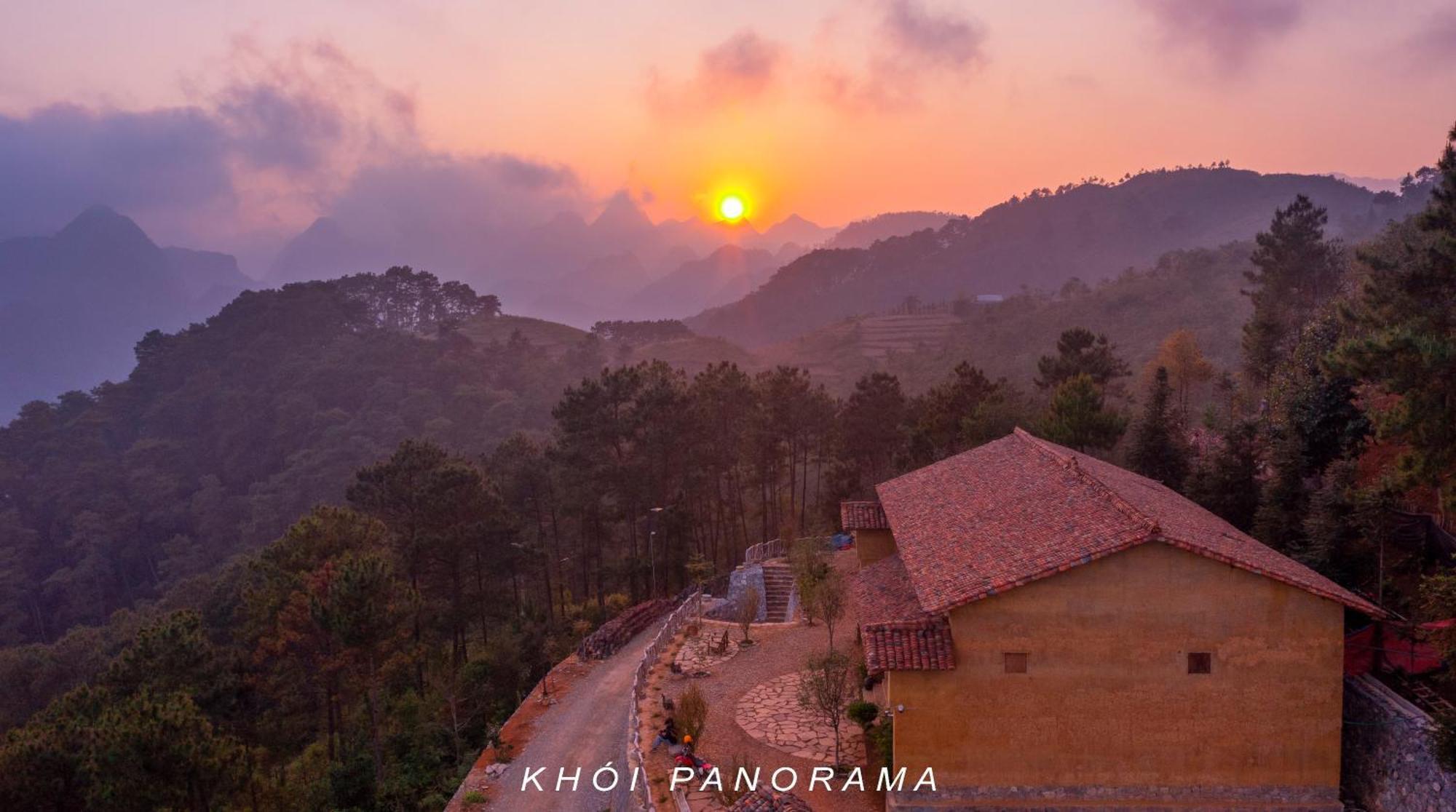 Khoi Panorama Dong Van (Ha Giang)
