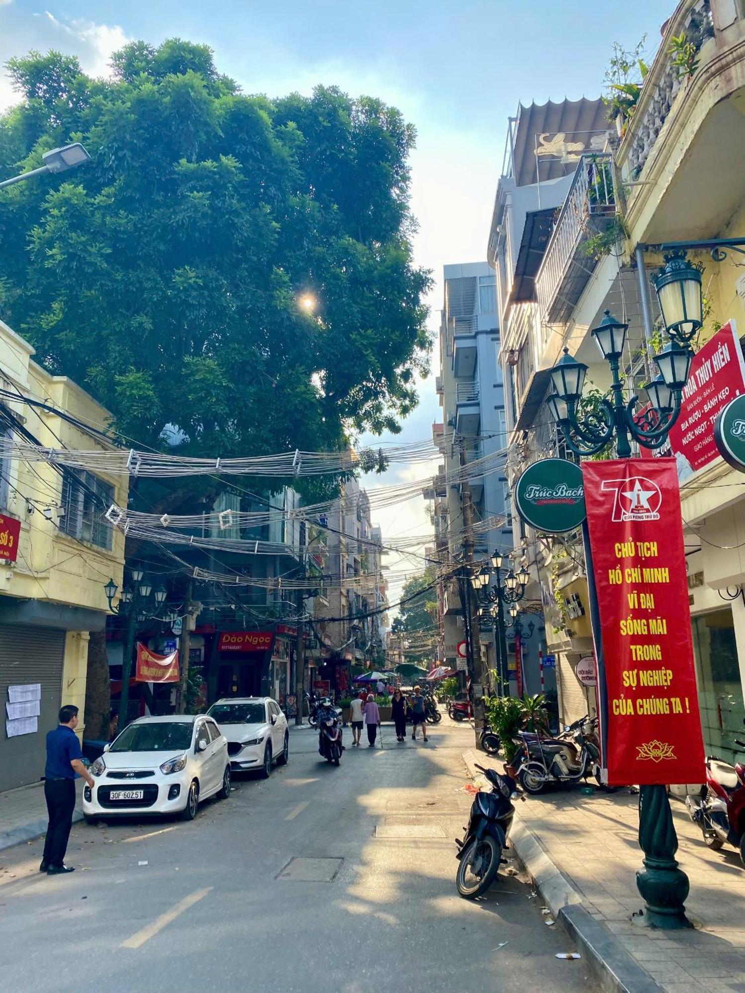 Luxe Paradise Premium Khách sạn