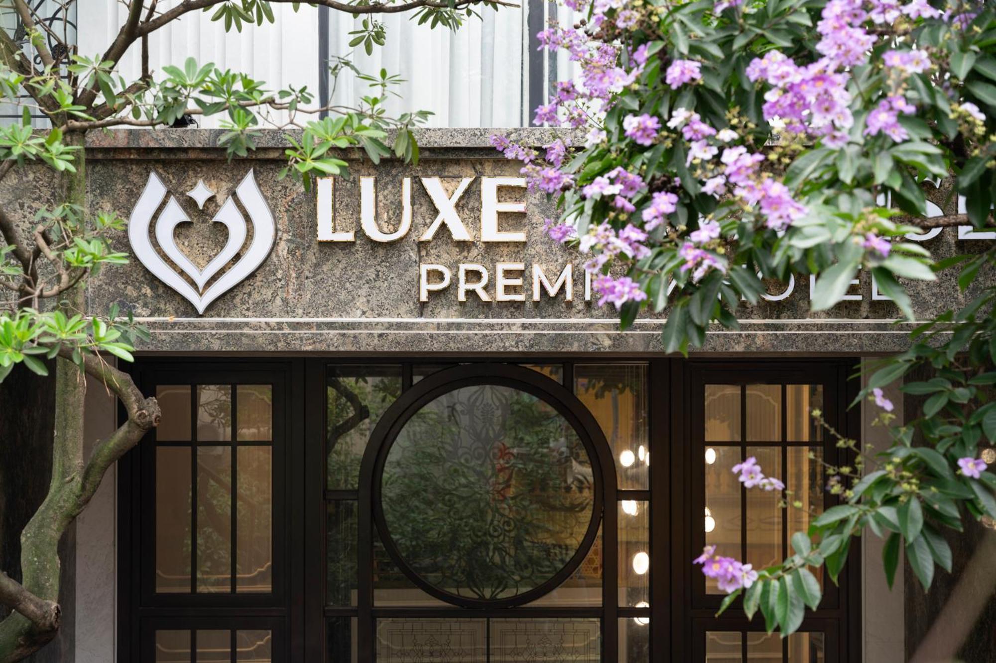 Luxe Paradise Premium