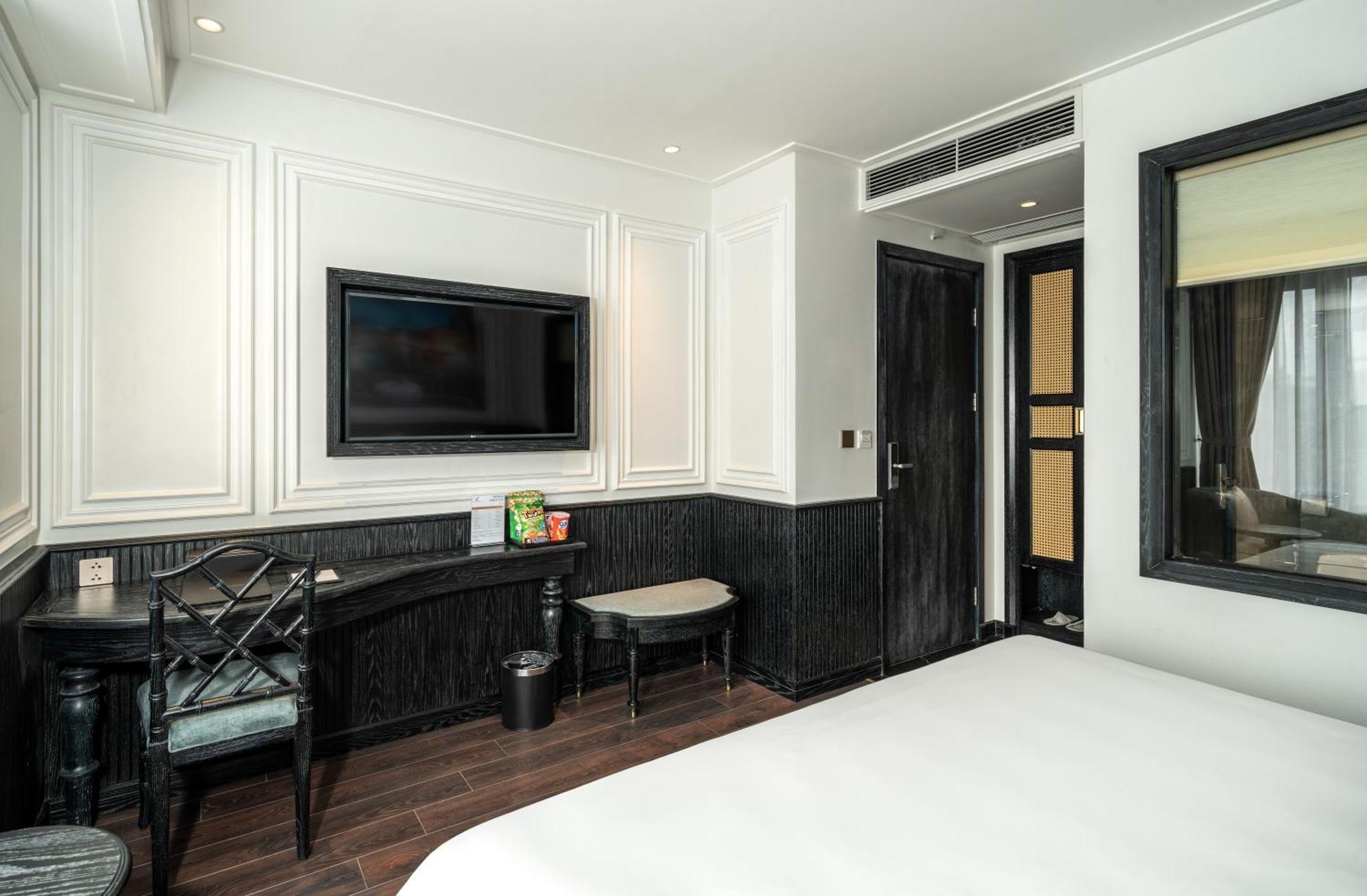 Luxe Paradise Premium 4* Hà Nội