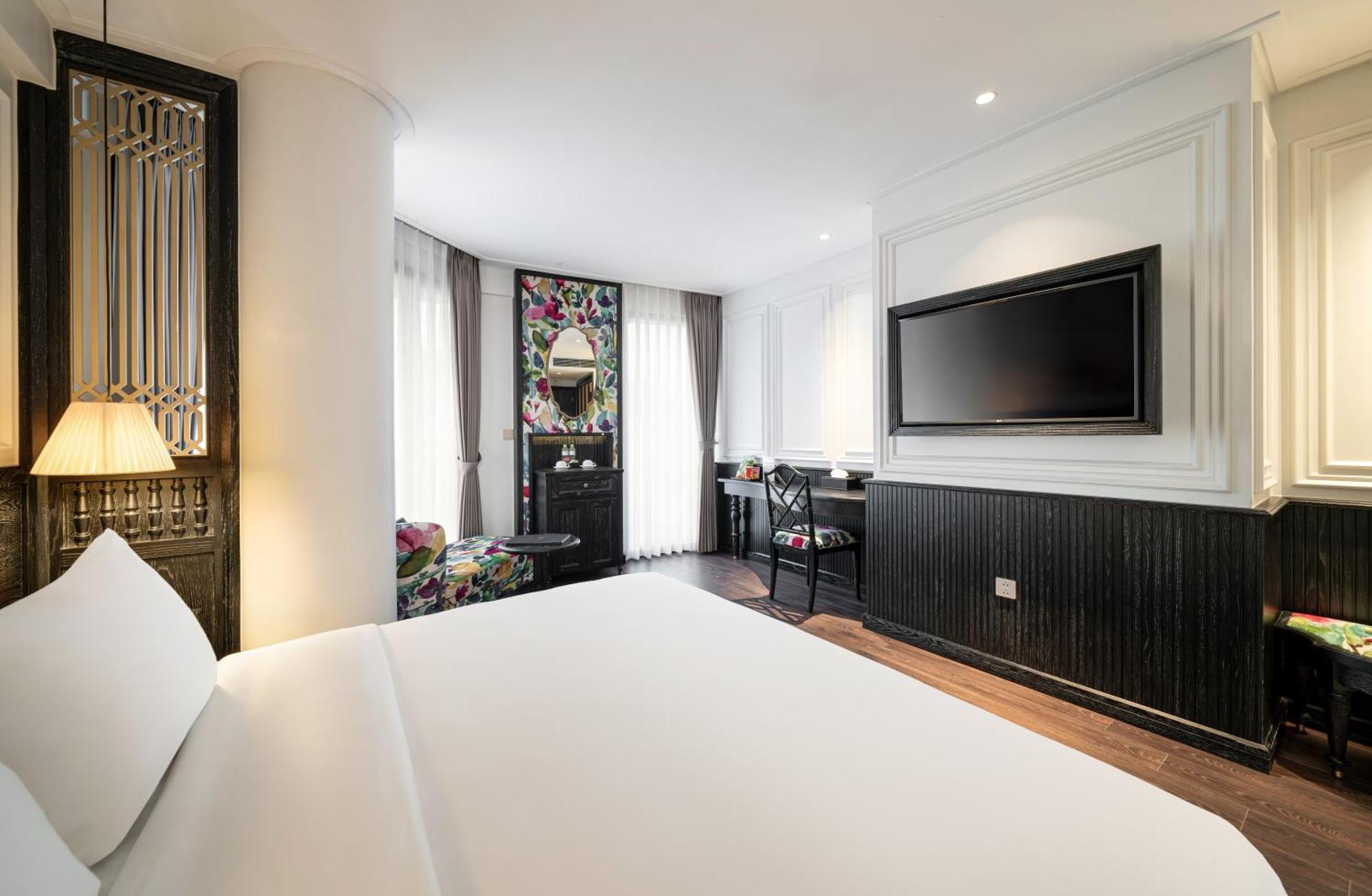 Khách sạn Luxe Paradise Premium 4*