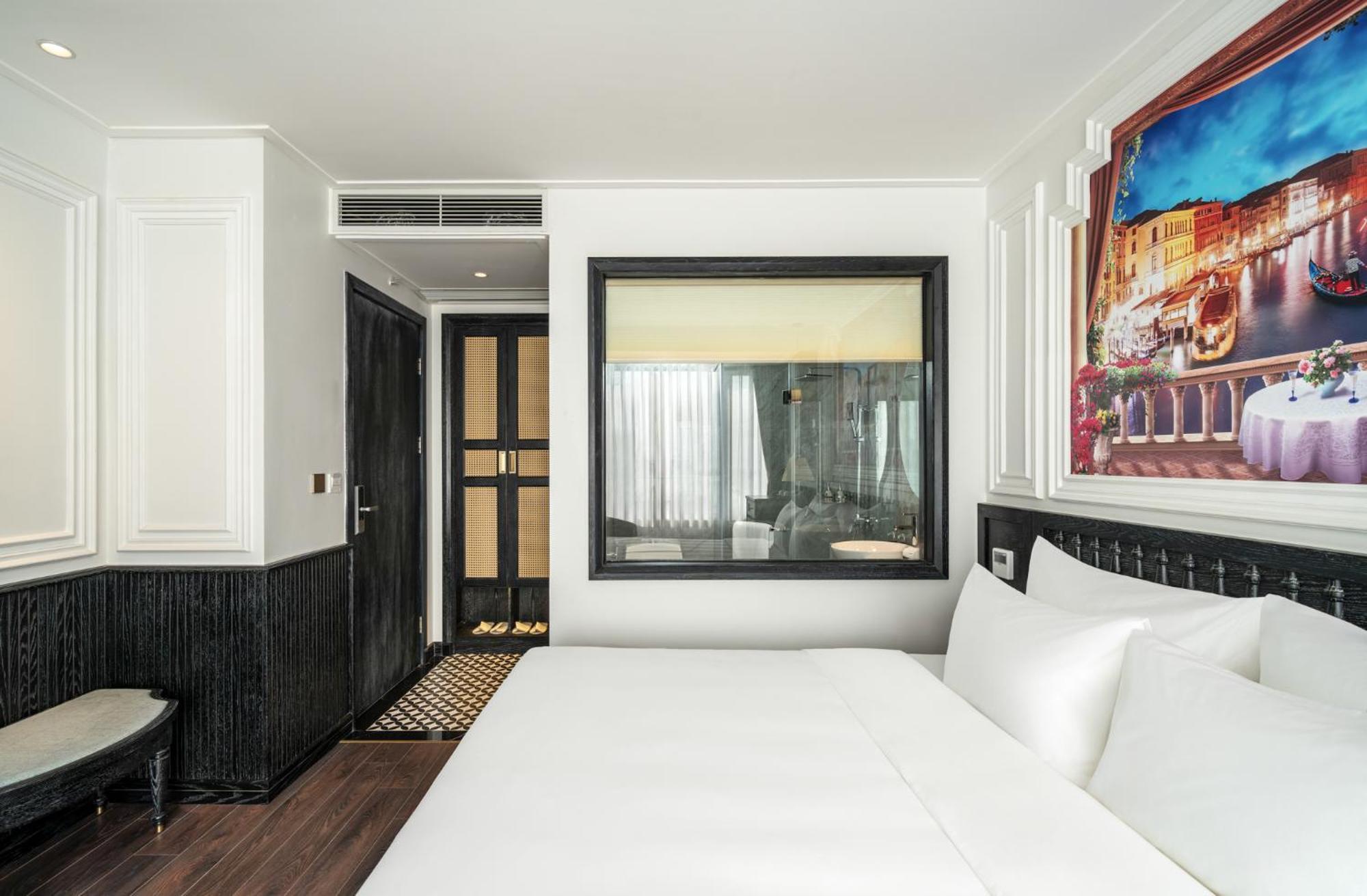 Khách sạn Luxe Paradise Premium Hà Nội
