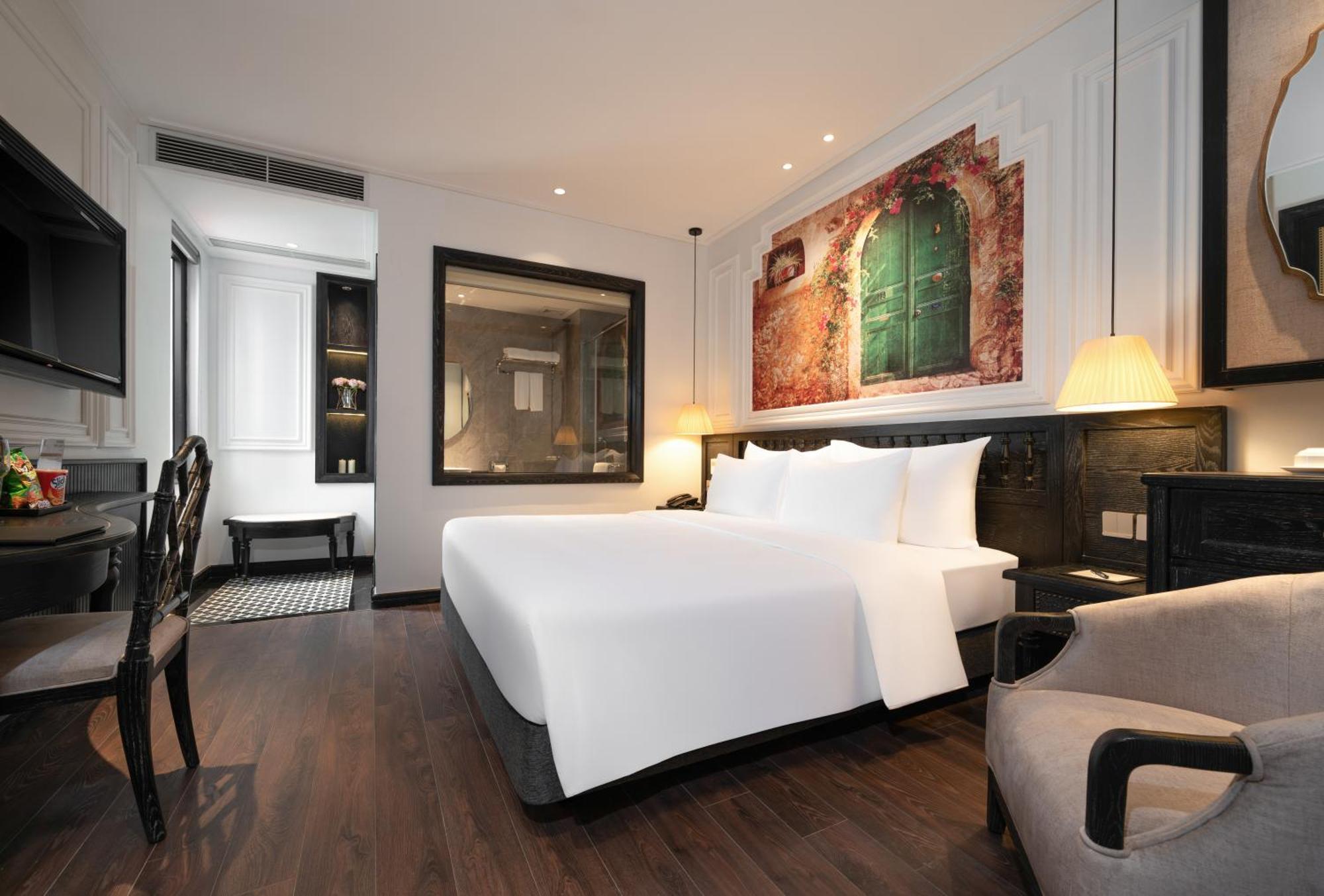 Khách sạn Luxe Paradise Premium Hà Nội