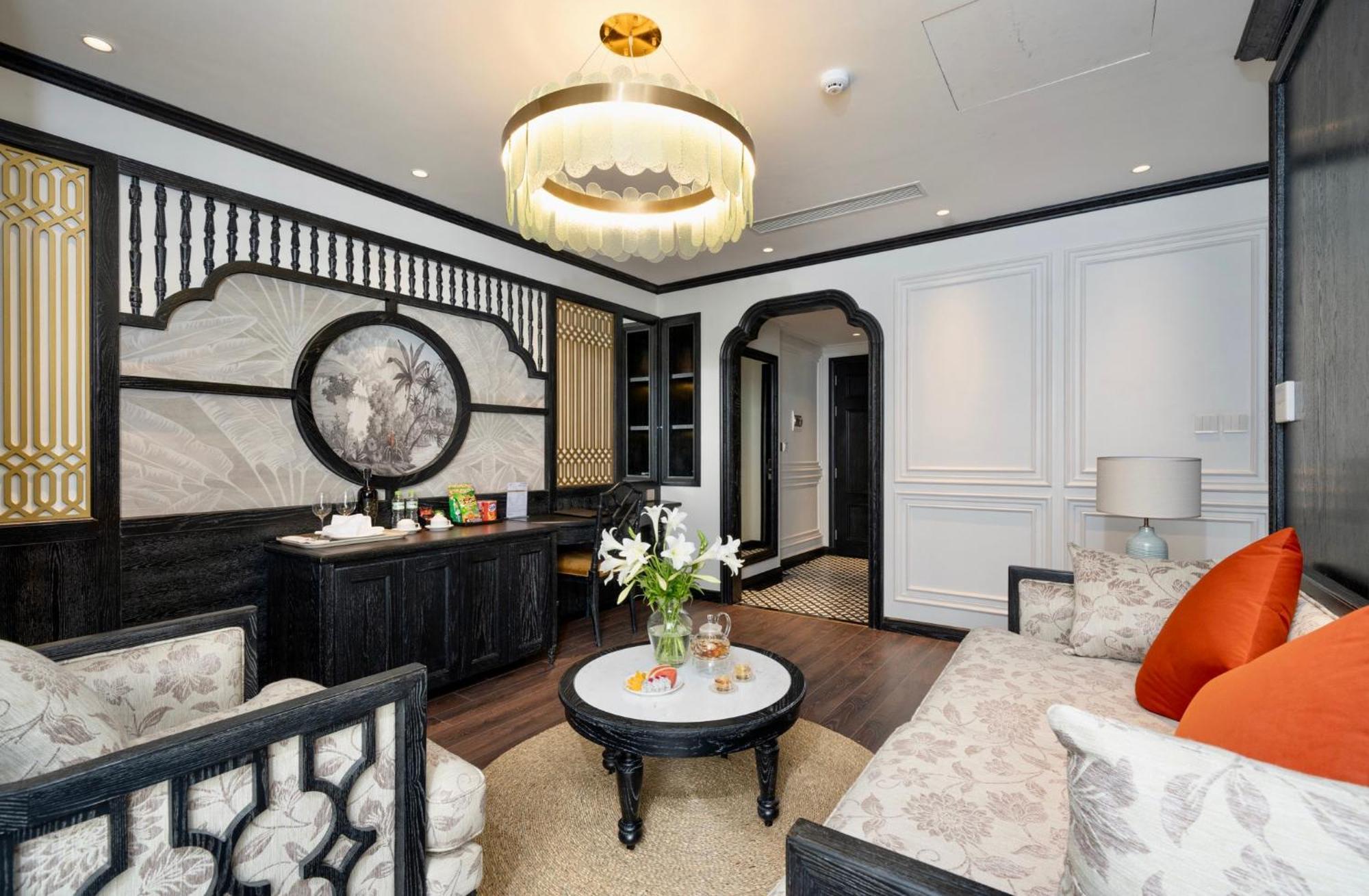 Khách sạn Luxe Paradise Premium