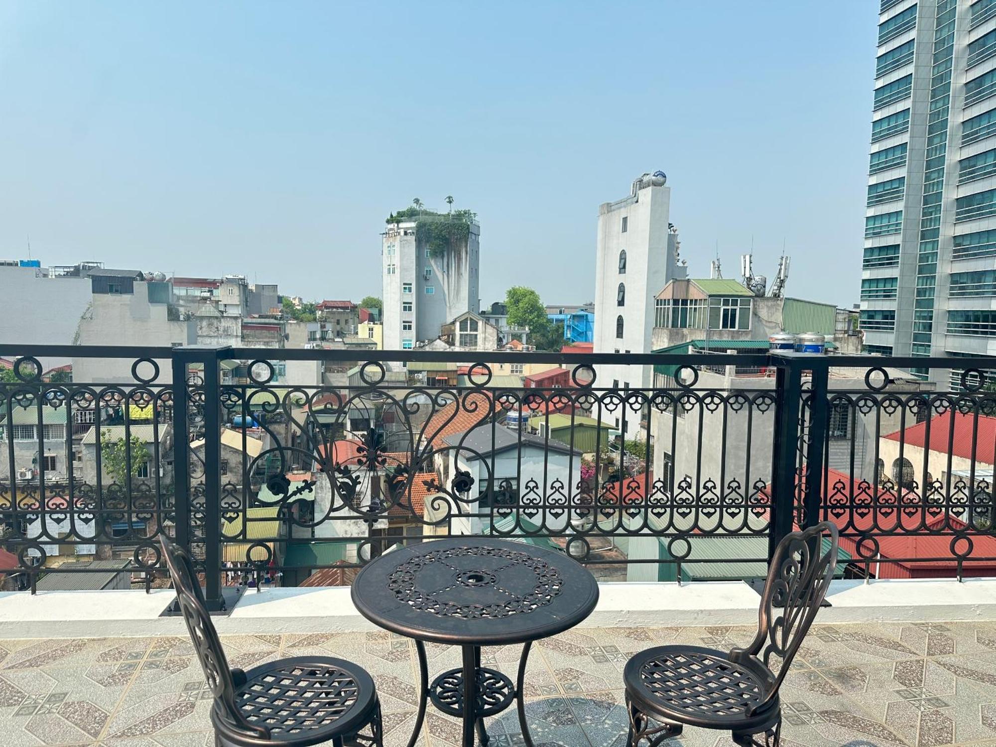 Khách sạn Luxe Paradise Premium