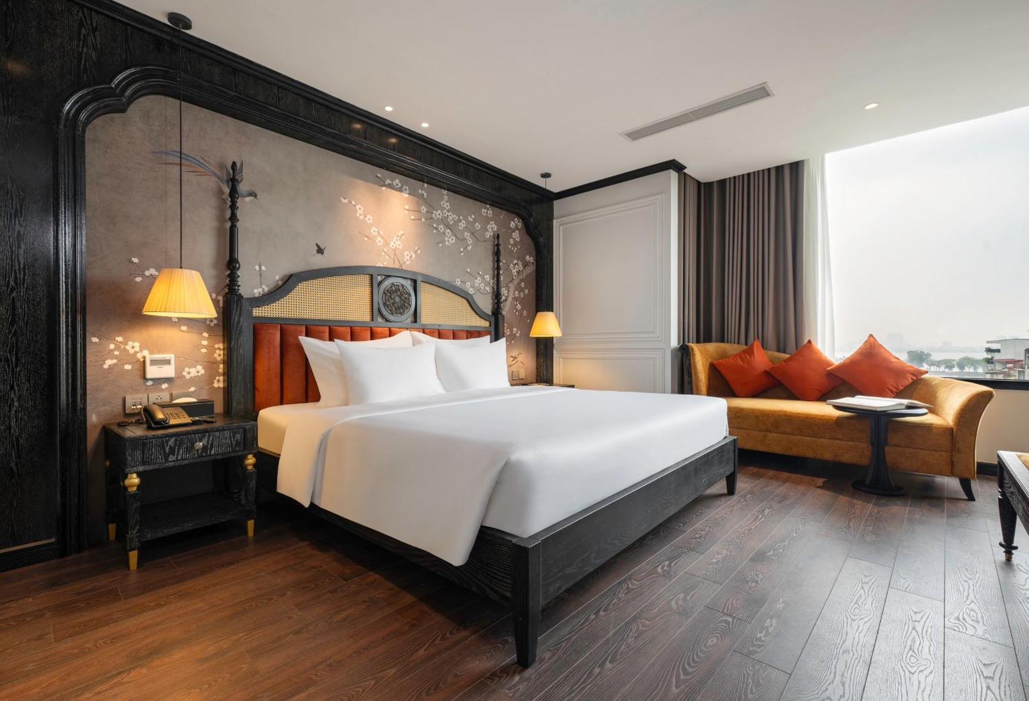 Luxe Paradise Premium Khách sạn 4*